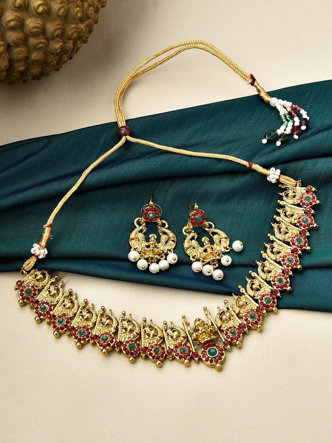 Fida Gold-Plated Stone-Studded & Beaded Artificial Stones and Beads Jewellery Set, Green
Fida Gold-Plated Stone-Studded & Beaded Artificial Stones and Beads Jewellery Set, Green