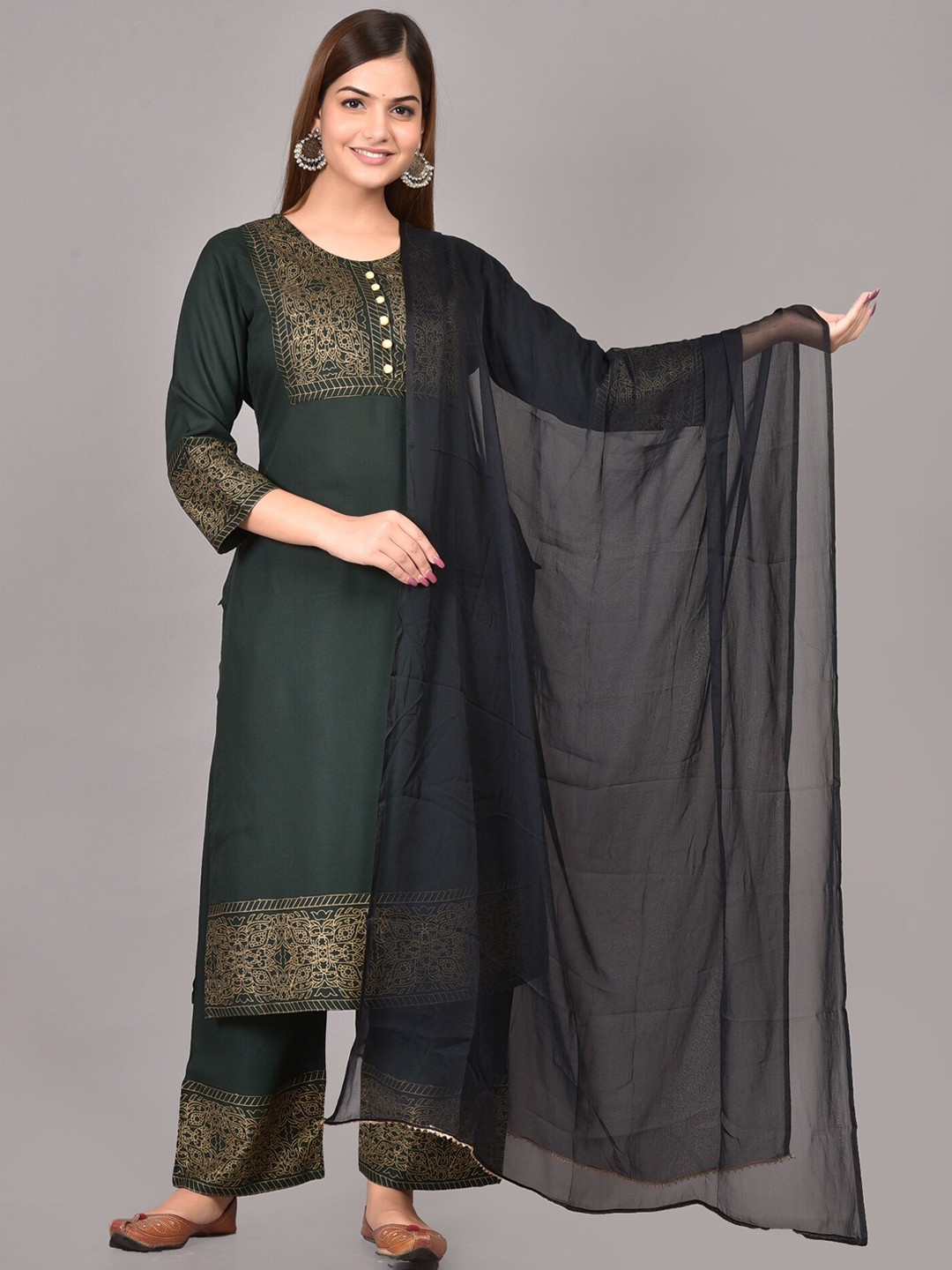 SkyaSia Ethnic Motifs Printed Kurta with Palazzos & Dupatta, Green
SkyaSia Ethnic Motifs Printed Kurta with Palazzos & Dupatta, Green
