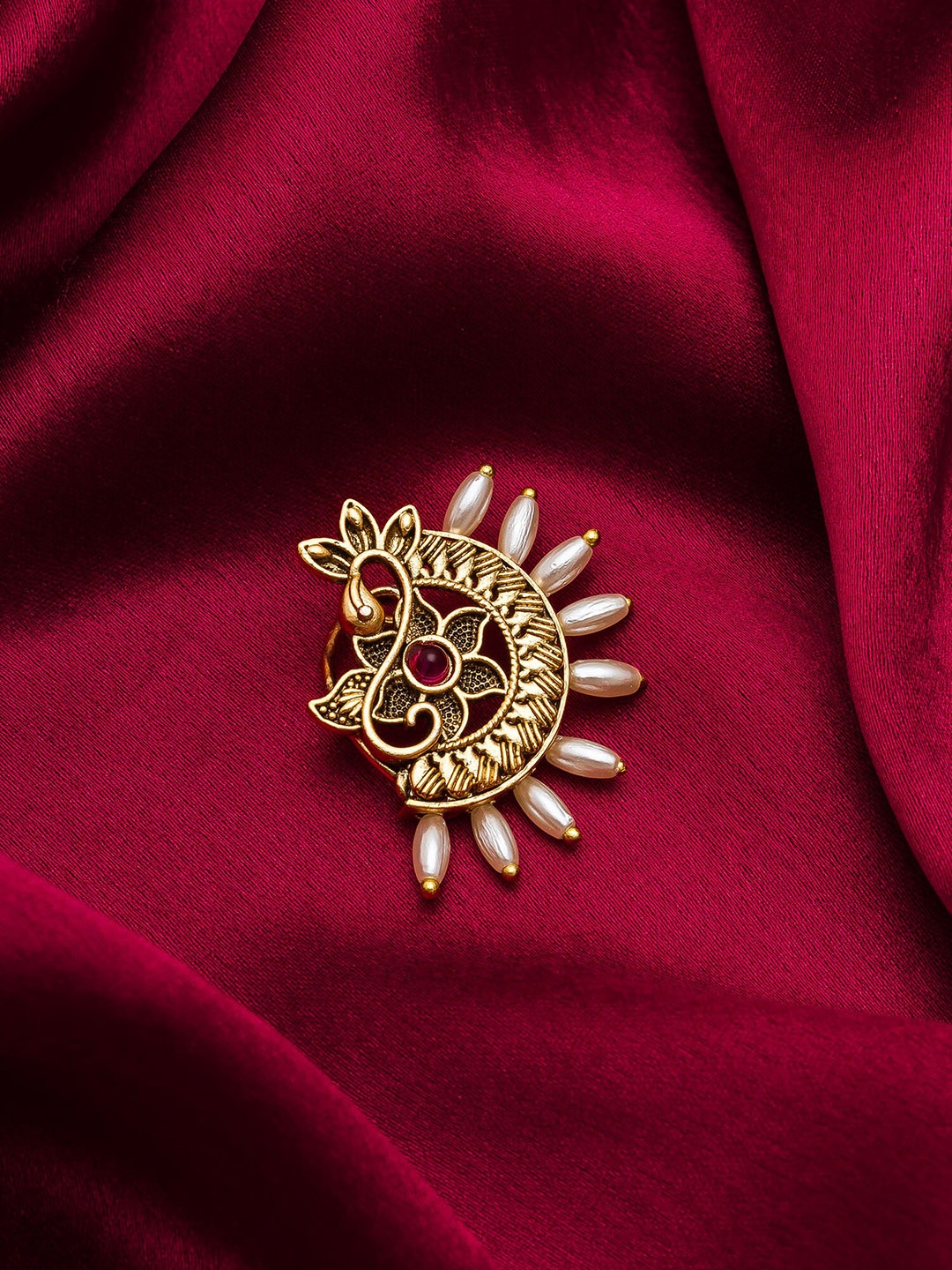 aadita Women Gold-Plated Nosepin