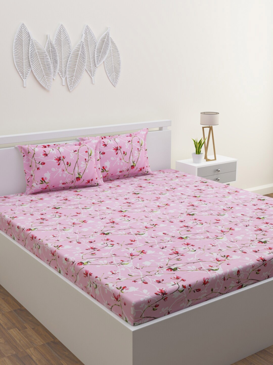 HOME AFFAIRS Pink & White Floral 210 TC Pure Cotton Queen Bedsheet & 2 Pillow Covers
HOME AFFAIRS Pink & White Floral 210 TC Pure Cotton Queen Bedsheet & 2 Pillow Covers