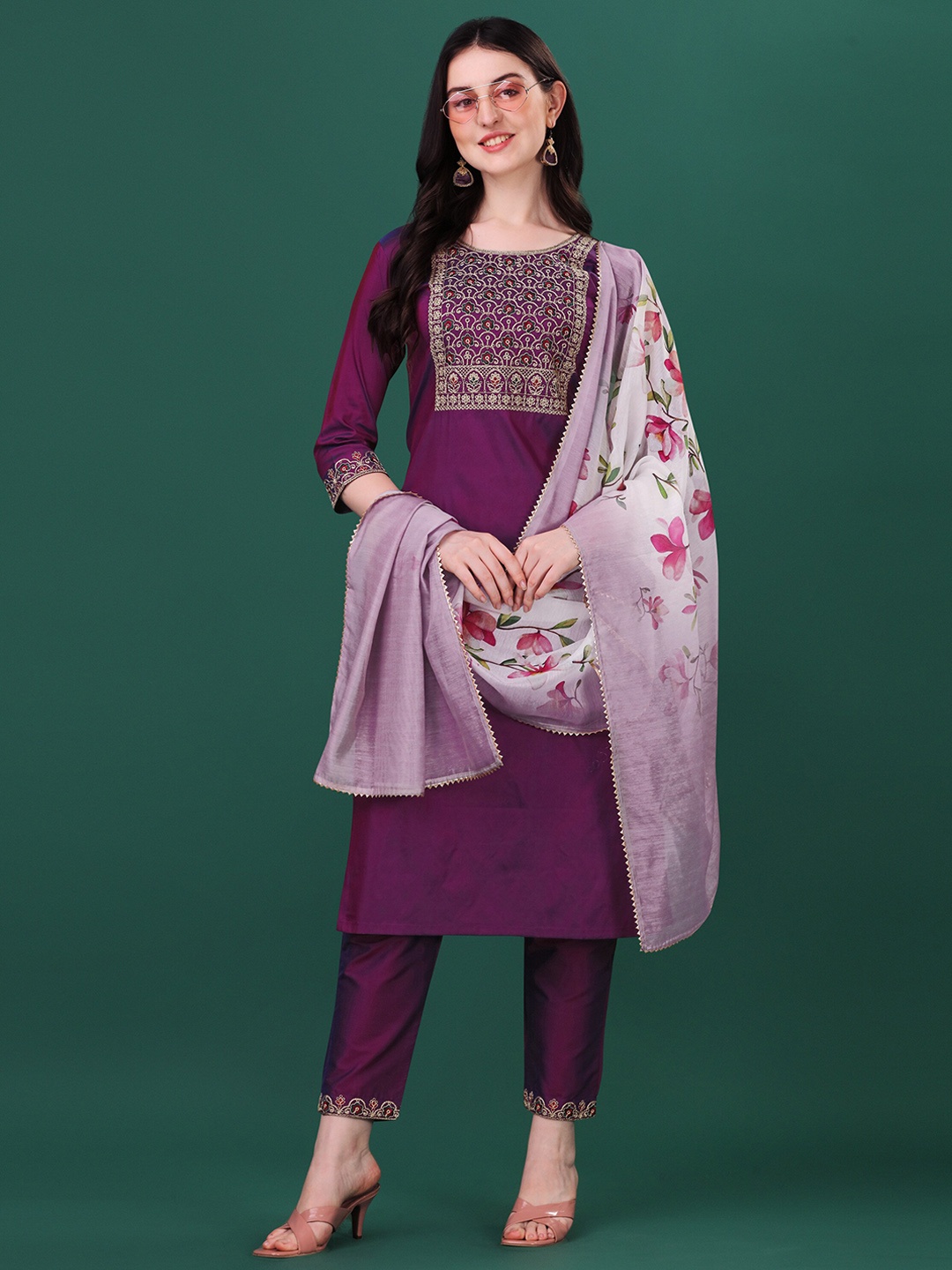 Shree Ramkrishna Fab Women Purple Floral Yoke Design Regular Thread Work Kurta with Trousers & With Dupatta
Shree Ramkrishna Fab Women Purple Floral Yoke Design Regular Thread Work Kurta with Trousers & With Dupatta
