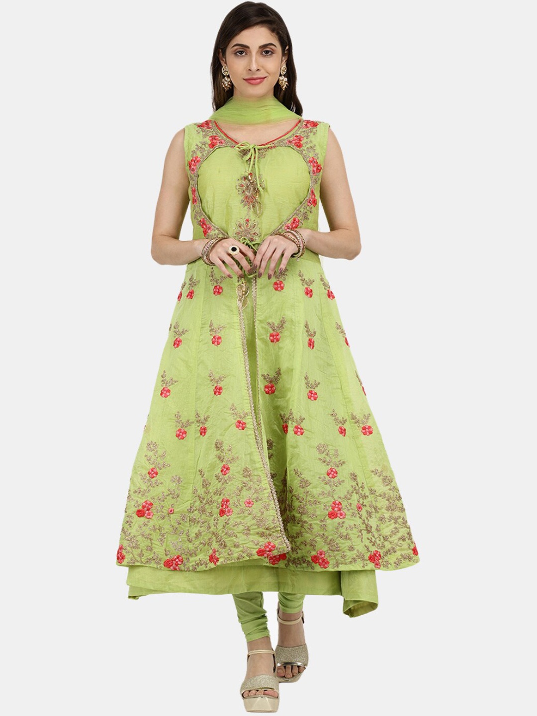 V-Mart Floral Embroidered Zari A-Line Pure Cotton Kurta with Pyjamas & Dupatta, Green
V-Mart Floral Embroidered Zari A-Line Pure Cotton Kurta with Pyjamas & Dupatta, Green