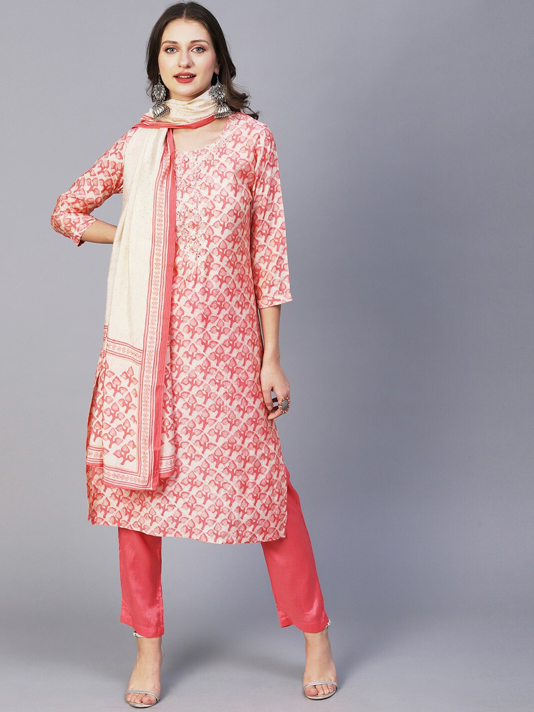 FASHOR Peach-Coloured & Off White Printed Mirror Work Zari Kurta with Trousers & Dupatta, Pink
FASHOR Peach-Coloured & Off White Printed Mirror Work Zari Kurta with Trousers & Dupatta, Pink