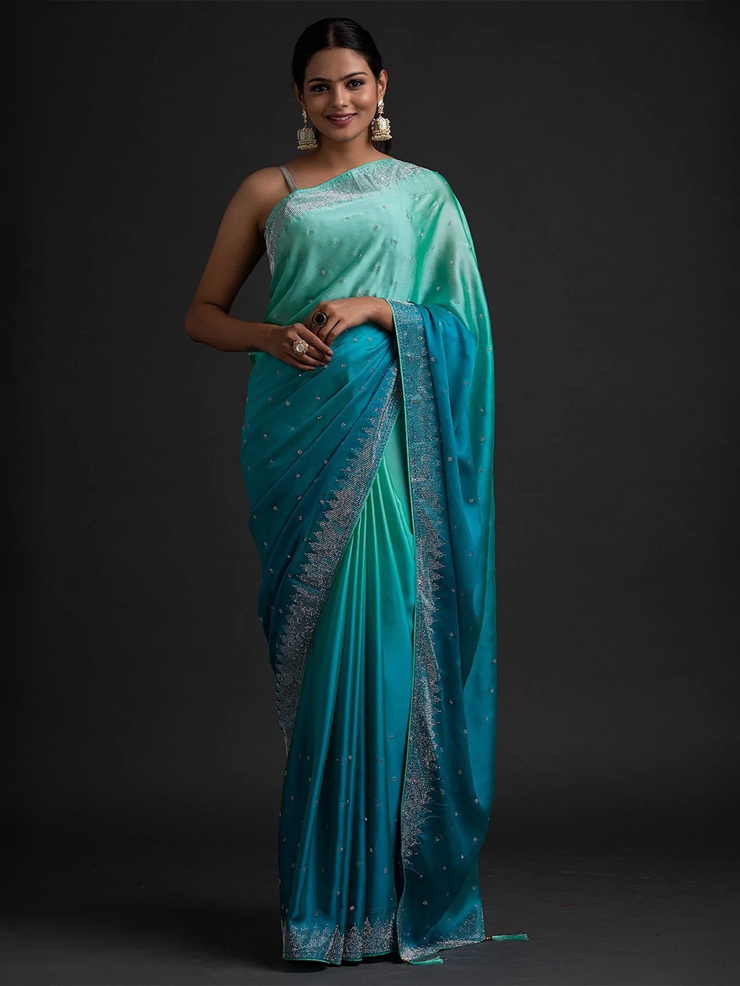Trendmalls Embellished Beads And Stoned Pure Silk Mysore Silk Saree, Turquoise blue
Trendmalls Embellished Beads And Stoned Pure Silk Mysore Silk Saree, Turquoise blue