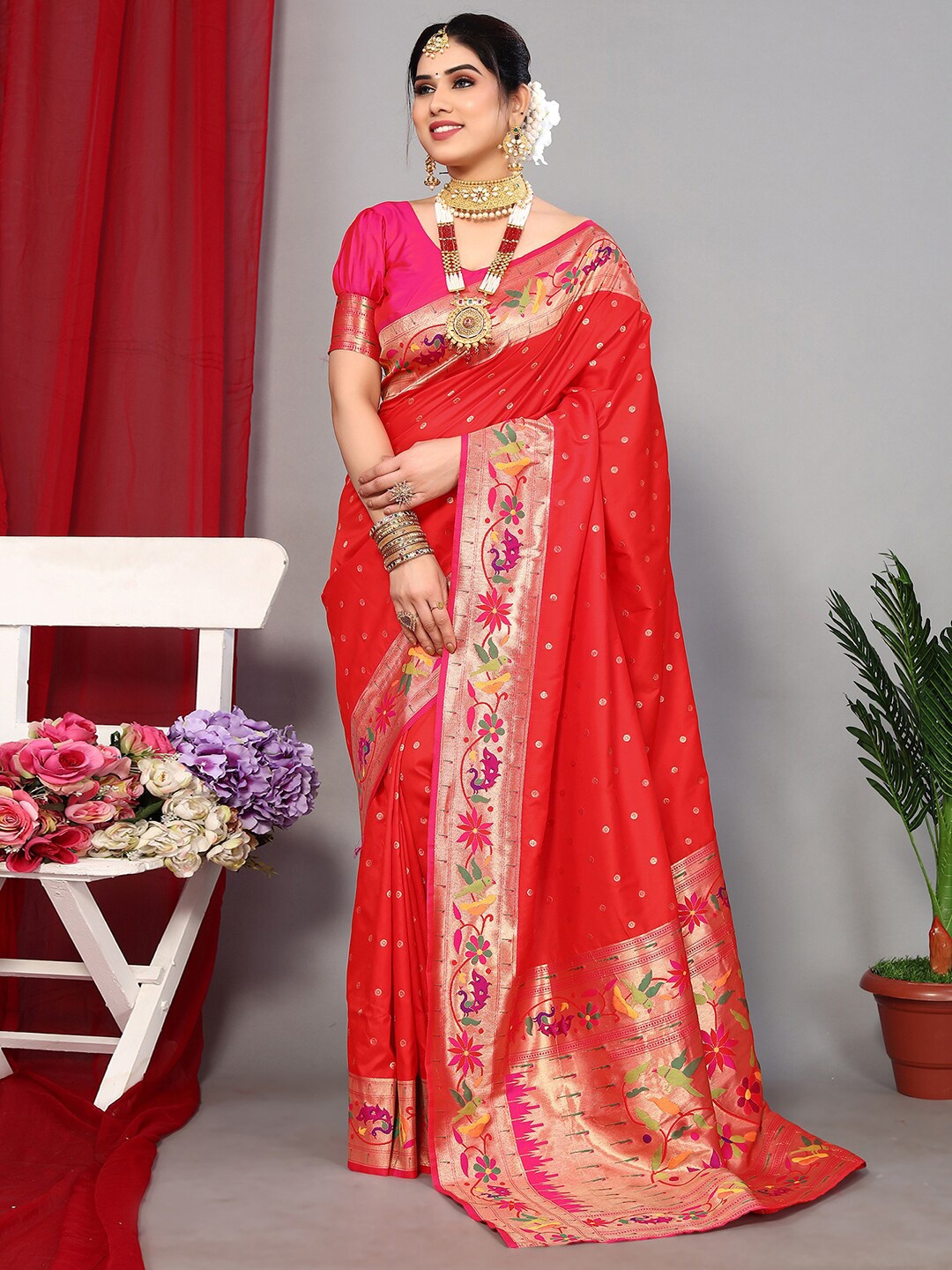Satrani Geometric Woven Design Zari Saree, Red