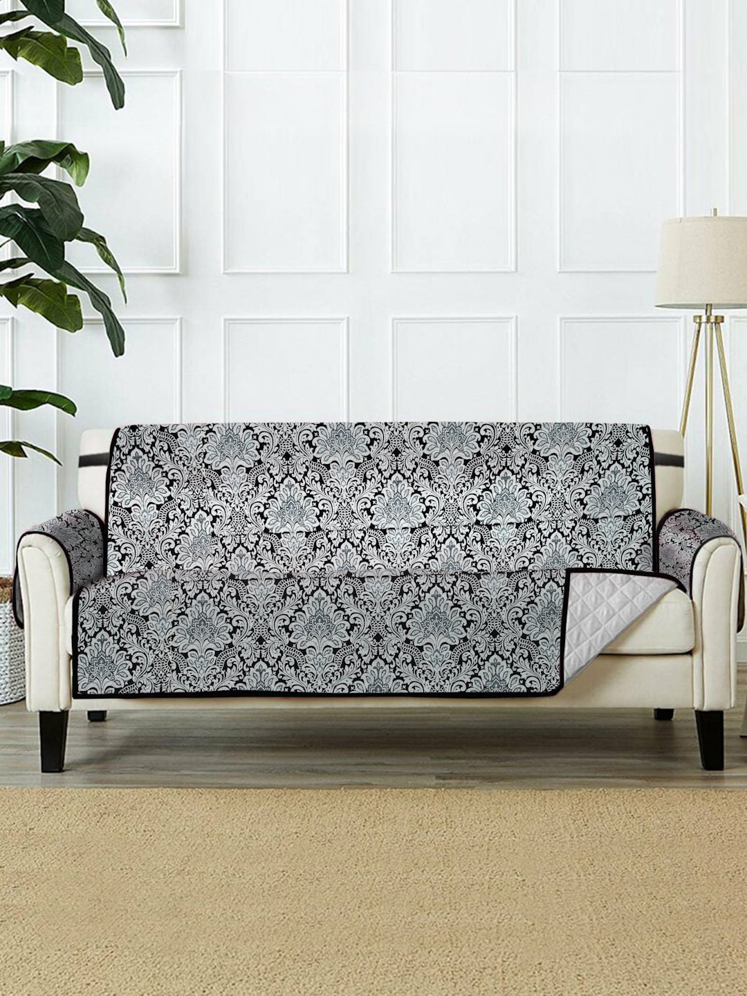 Rajasthan Decor Black & White Printed Quilted Pure Cotton 2 Seater Sofa Cover & Arm Rest
Rajasthan Decor Black & White Printed Quilted Pure Cotton 2 Seater Sofa Cover & Arm Rest