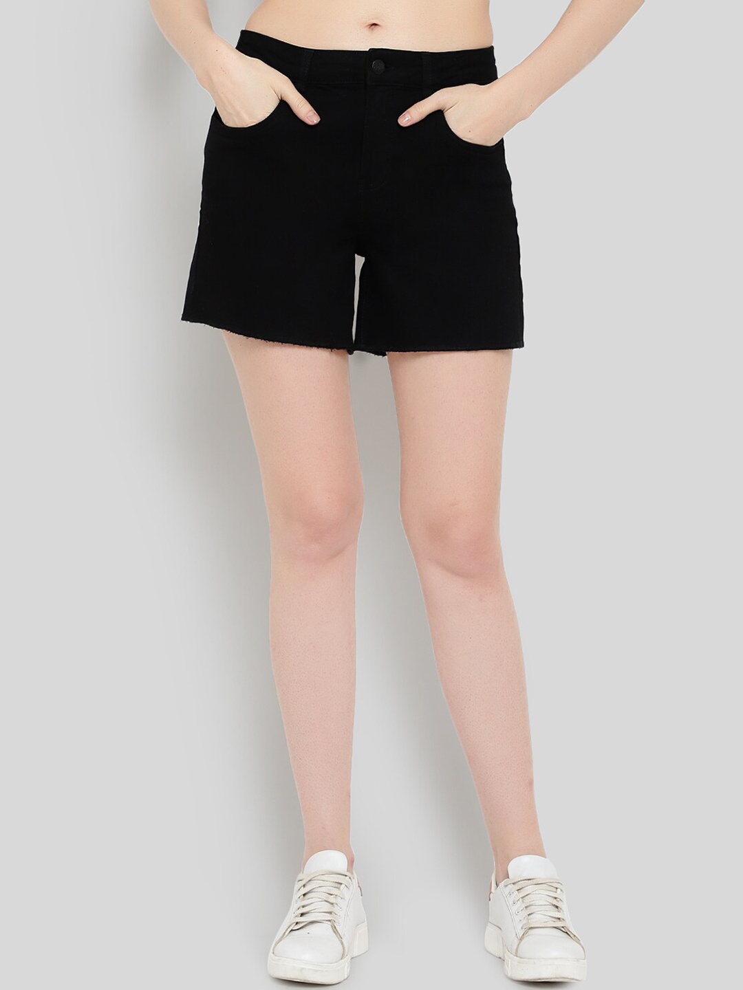 GUTI Women High-Rise Outdoor Shorts, Black