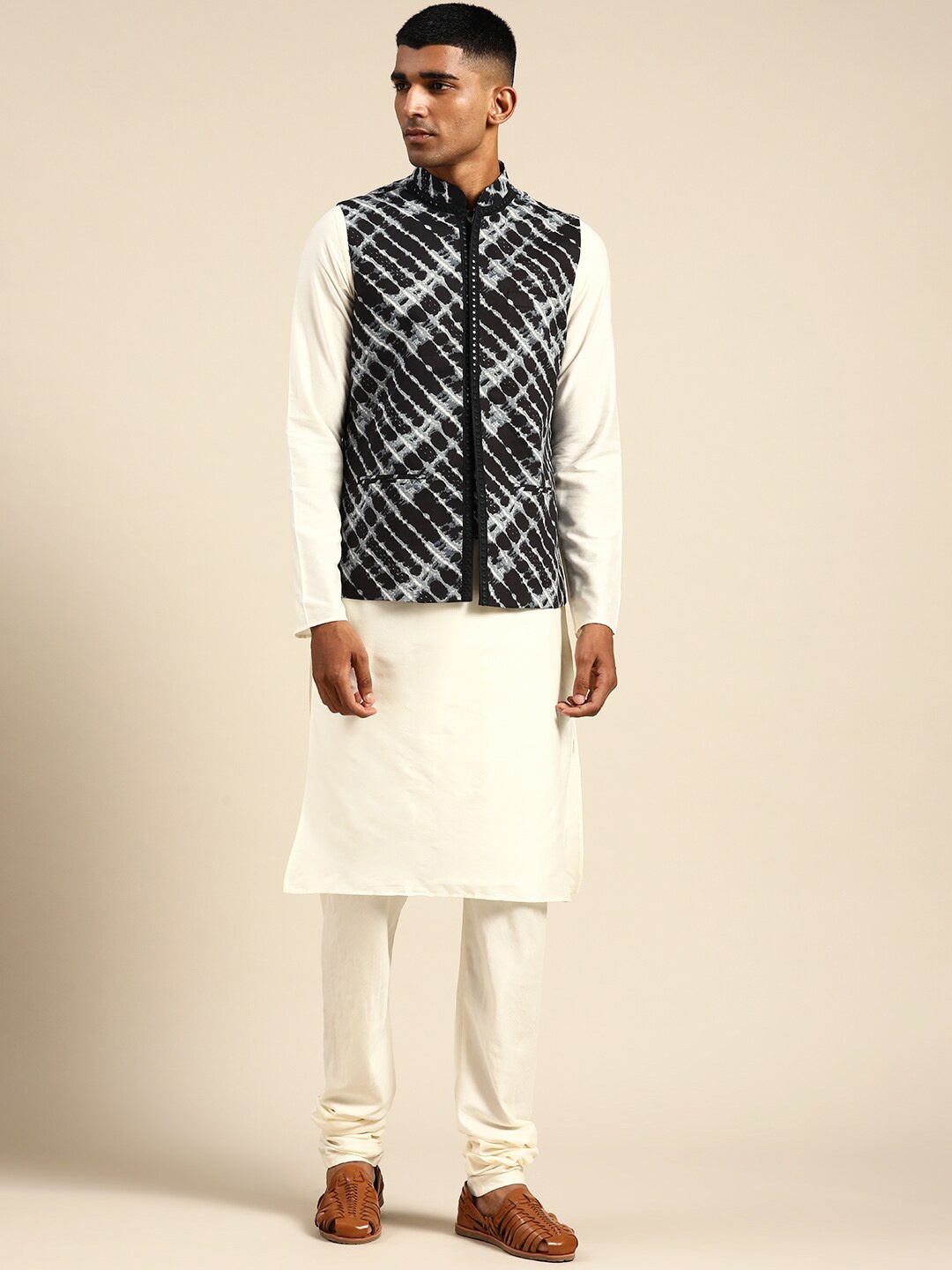 KISAH Mandarin Collar Regular Kurta with Churidar with Printed Nehru Jacket, Off white
KISAH Mandarin Collar Regular Kurta with Churidar with Printed Nehru Jacket, Off white