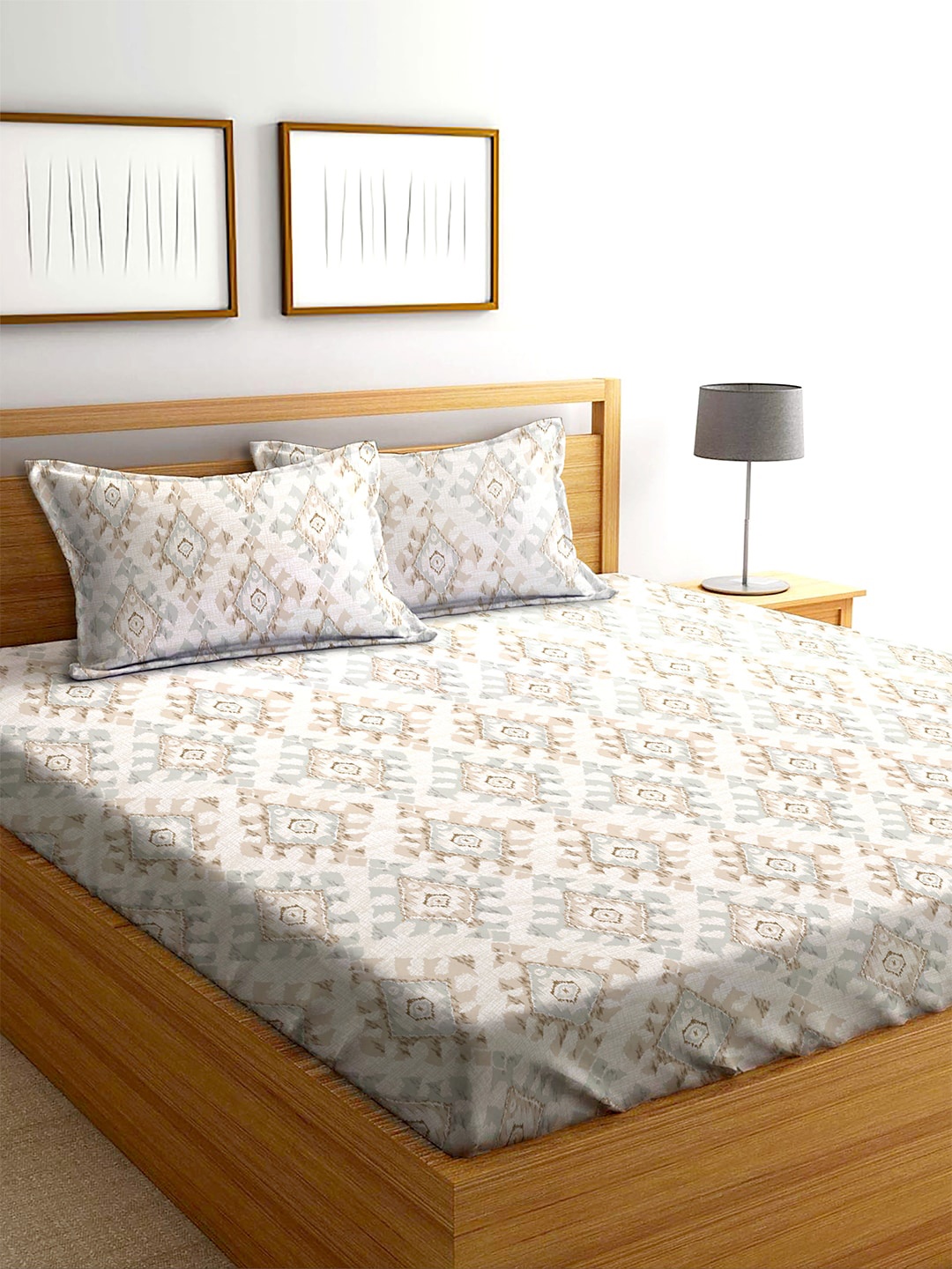 AEROHAVEN Yamuna Off White & Brown Printed 240 TC Cotton Queen Bedsheet & 2 Pillow Covers
AEROHAVEN Yamuna Off White & Brown Printed 240 TC Cotton Queen Bedsheet & 2 Pillow Covers