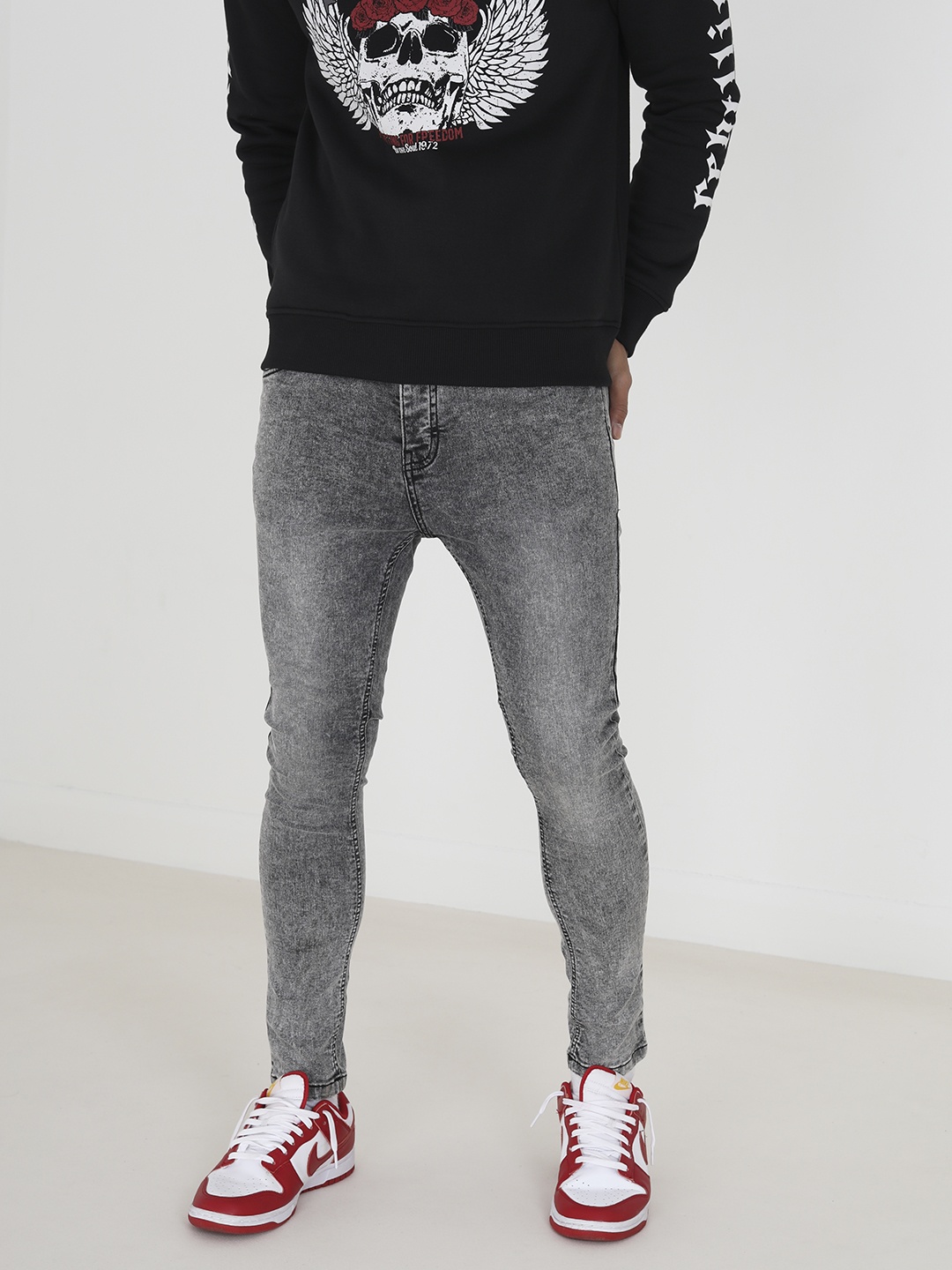BRAVE SOUL Men Skinny Fit Light Fade Stretchable Jeans, Grey