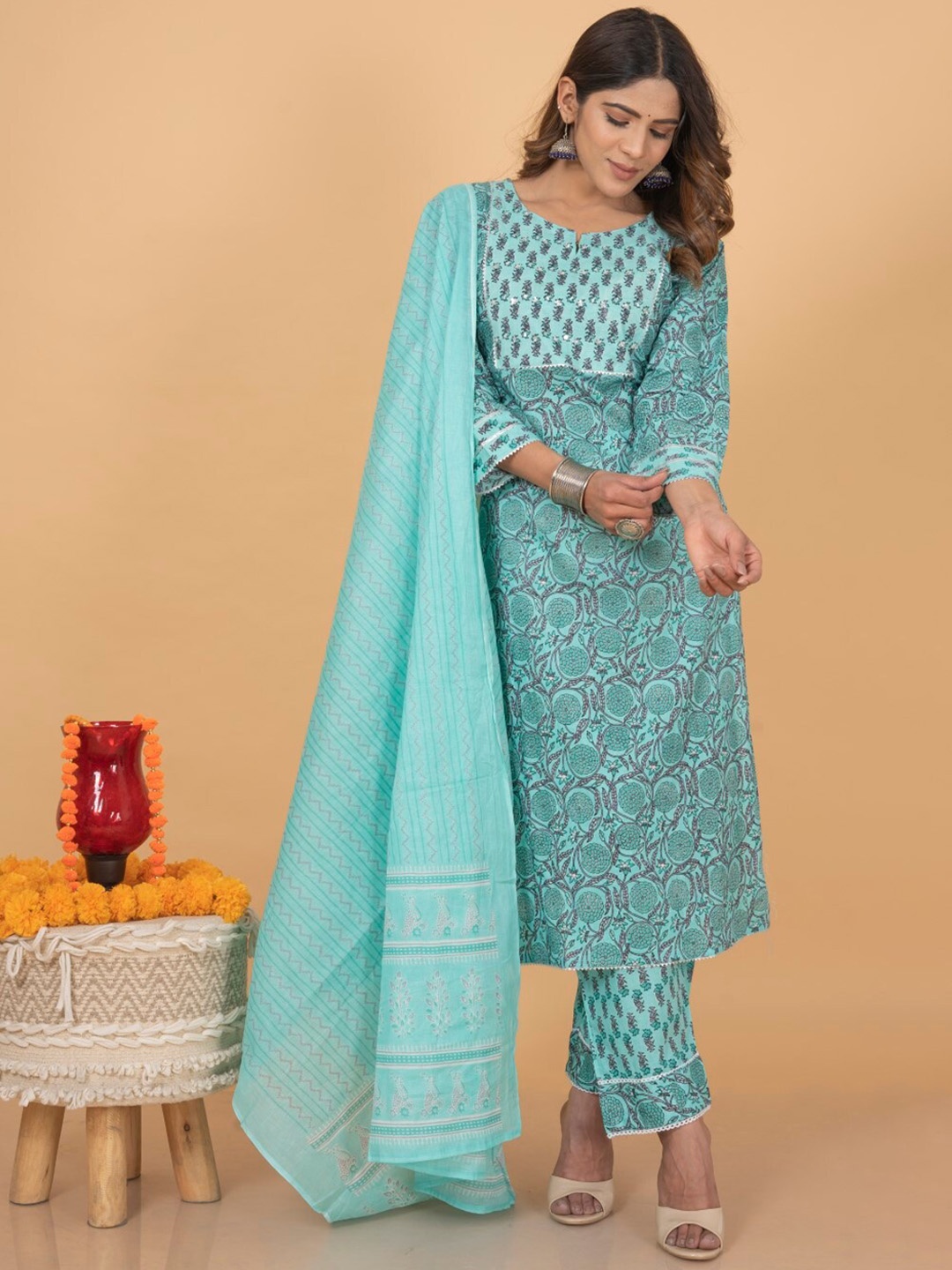 KALINI Floral Printed Gotta Patti Pure Cotton Kurta with Trousers & Dupatta, Turquoise blue
KALINI Floral Printed Gotta Patti Pure Cotton Kurta with Trousers & Dupatta, Turquoise blue