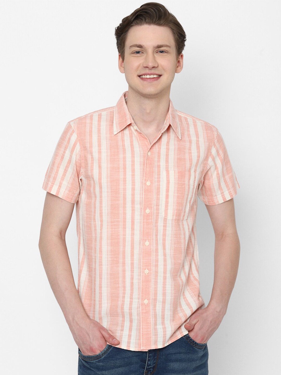 AMERICAN EAGLE OUTFITTERS Slim Fit Vertical Striped Pure Cotton Casual Shirt, Orange
AMERICAN EAGLE OUTFITTERS Slim Fit Vertical Striped Pure Cotton Casual Shirt, Orange