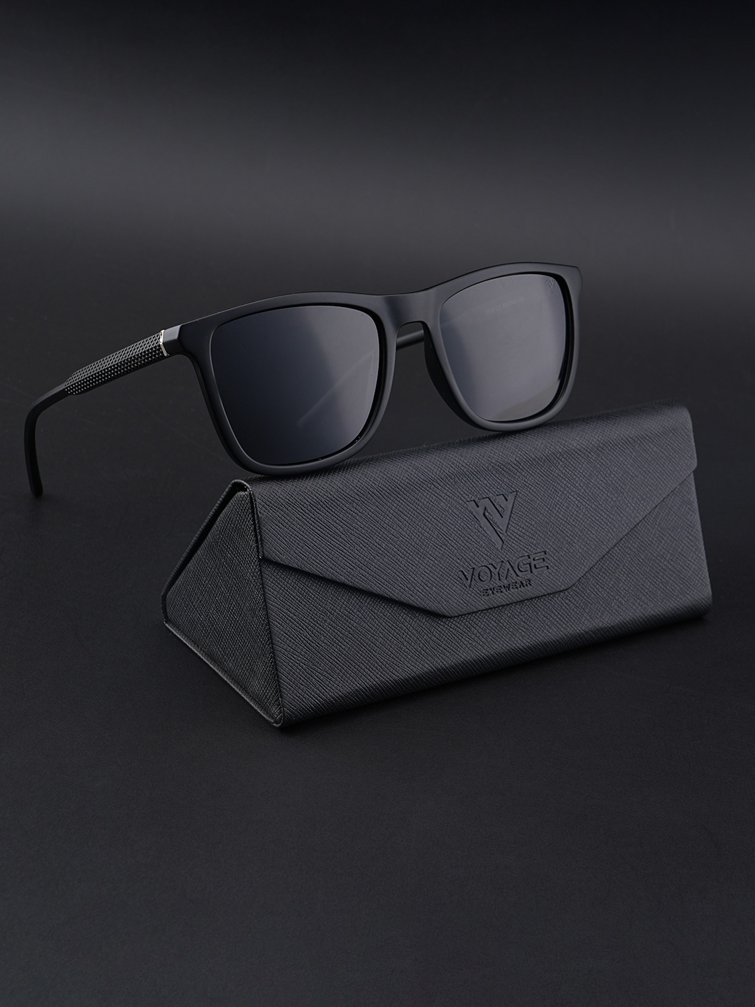 Voyage Polarised And UV Protected Lens Full Rim Wayfarer Sunglasses 3109MG3965Z, Black
Voyage Polarised And UV Protected Lens Full Rim Wayfarer Sunglasses 3109MG3965Z, Black