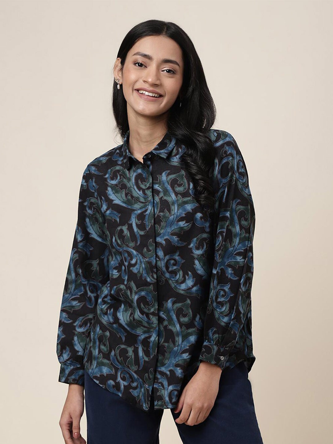 Fabindia Floral Printed Spread Collar Long Sleeves Classic Cotton Casual Shirt, Black
Fabindia Floral Printed Spread Collar Long Sleeves Classic Cotton Casual Shirt, Black