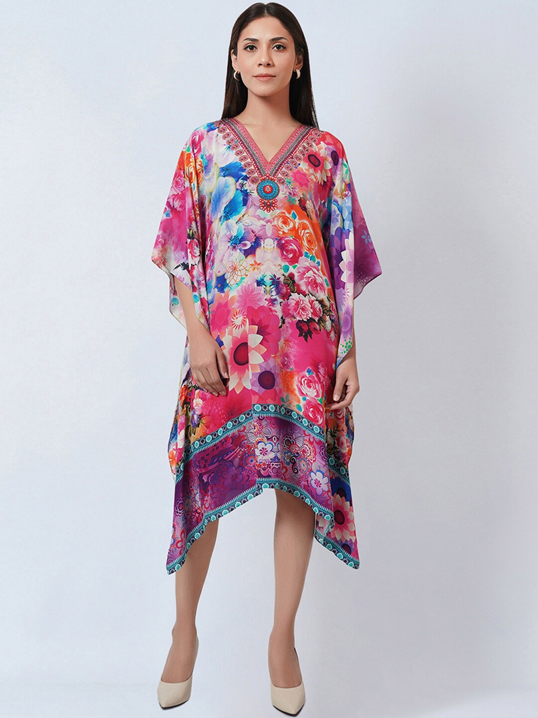 First Resort by Ramola Bachchan Floral Printed V-Neck Crepe Kaftan Midi Dress, Pink
First Resort by Ramola Bachchan Floral Printed V-Neck Crepe Kaftan Midi Dress, Pink
