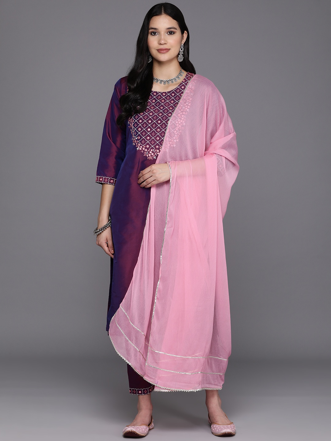 Libas Floral Embroidered Regular Mirror Work Kurta With Trousers & Dupatta, Burgundy
Libas Floral Embroidered Regular Mirror Work Kurta With Trousers & Dupatta, Burgundy