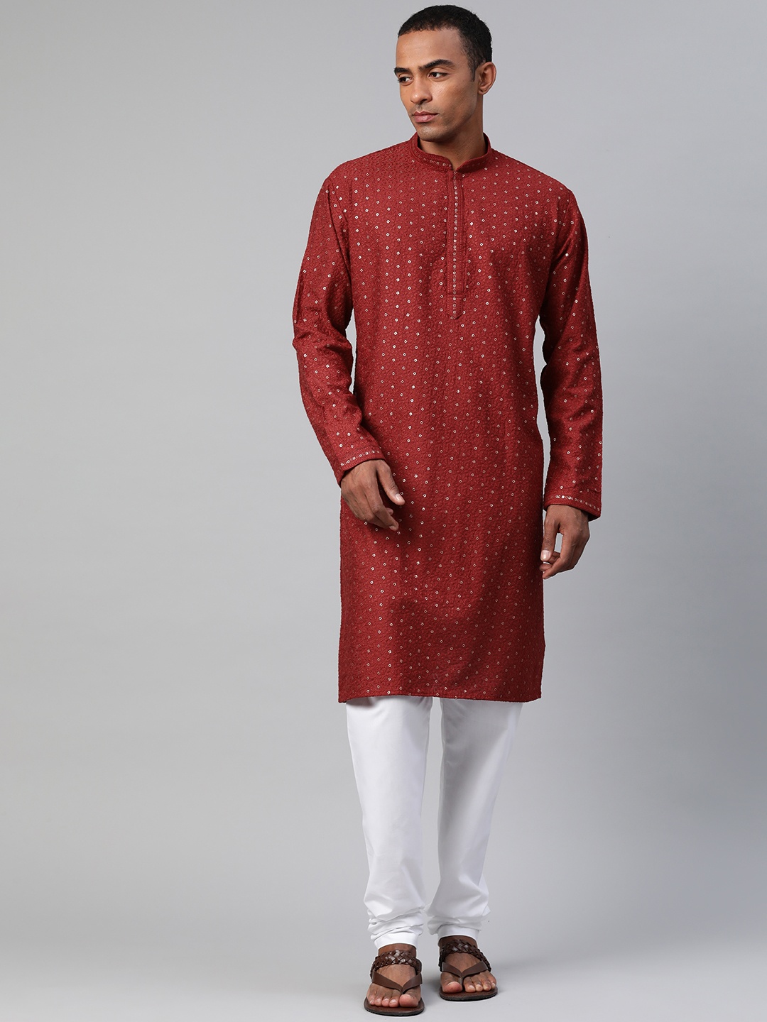 MANQ Men Floral Embroidered Regular Sequinned Pure Cotton Kurta with Churidar, Maroon
MANQ Men Floral Embroidered Regular Sequinned Pure Cotton Kurta with Churidar, Maroon