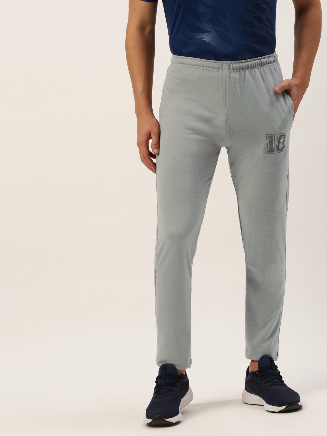 Sports52 wear Men Solid Slim Fit Mid-Rise Knitted Cotton Training Or Gym Track Pants, Grey
Sports52 wear Men Solid Slim Fit Mid-Rise Knitted Cotton Training Or Gym Track Pants, Grey