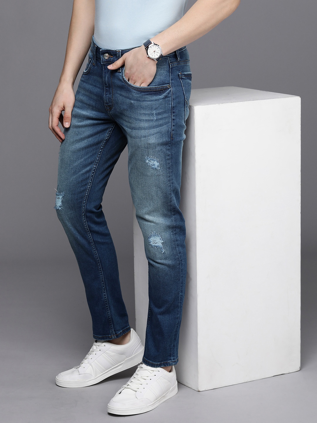 Louis Philippe Jeans Men Power Skinny Fit Mildly Distressed Heavy Fade Stretchable Jeans, Blue
Louis Philippe Jeans Men Power Skinny Fit Mildly Distressed Heavy Fade Stretchable Jeans, Blue