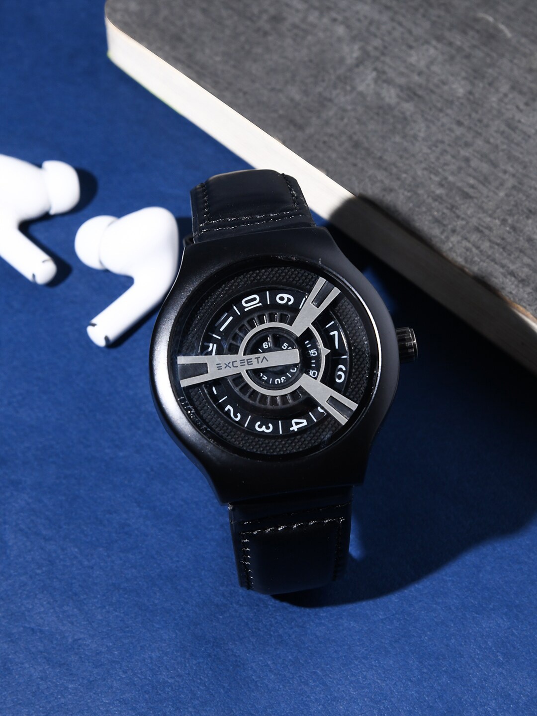 STUDIO ETHENO Men Patterned Dial & Bracelet Style Straps Analogue Watch EXC-10-BLK-BLK, Black
STUDIO ETHENO Men Patterned Dial & Bracelet Style Straps Analogue Watch EXC-10-BLK-BLK, Black