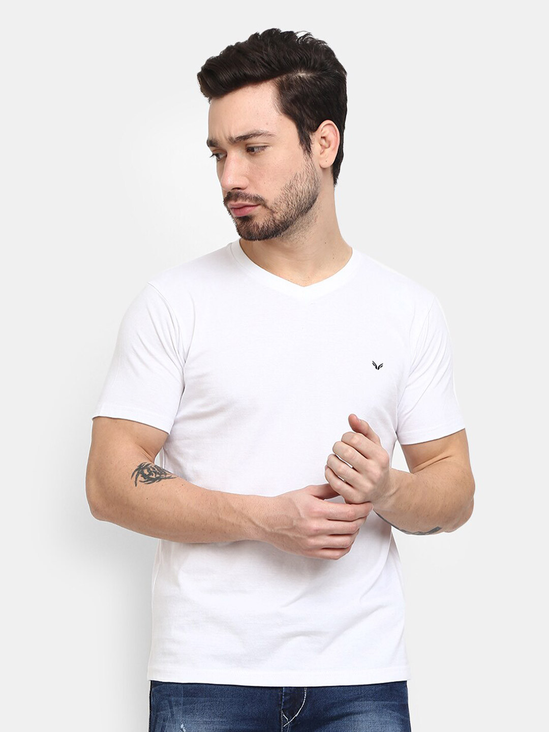 V-Mart V-Neck Short Sleeves Slim Fit Cotton T-shirt, White
V-Mart V-Neck Short Sleeves Slim Fit Cotton T-shirt, White