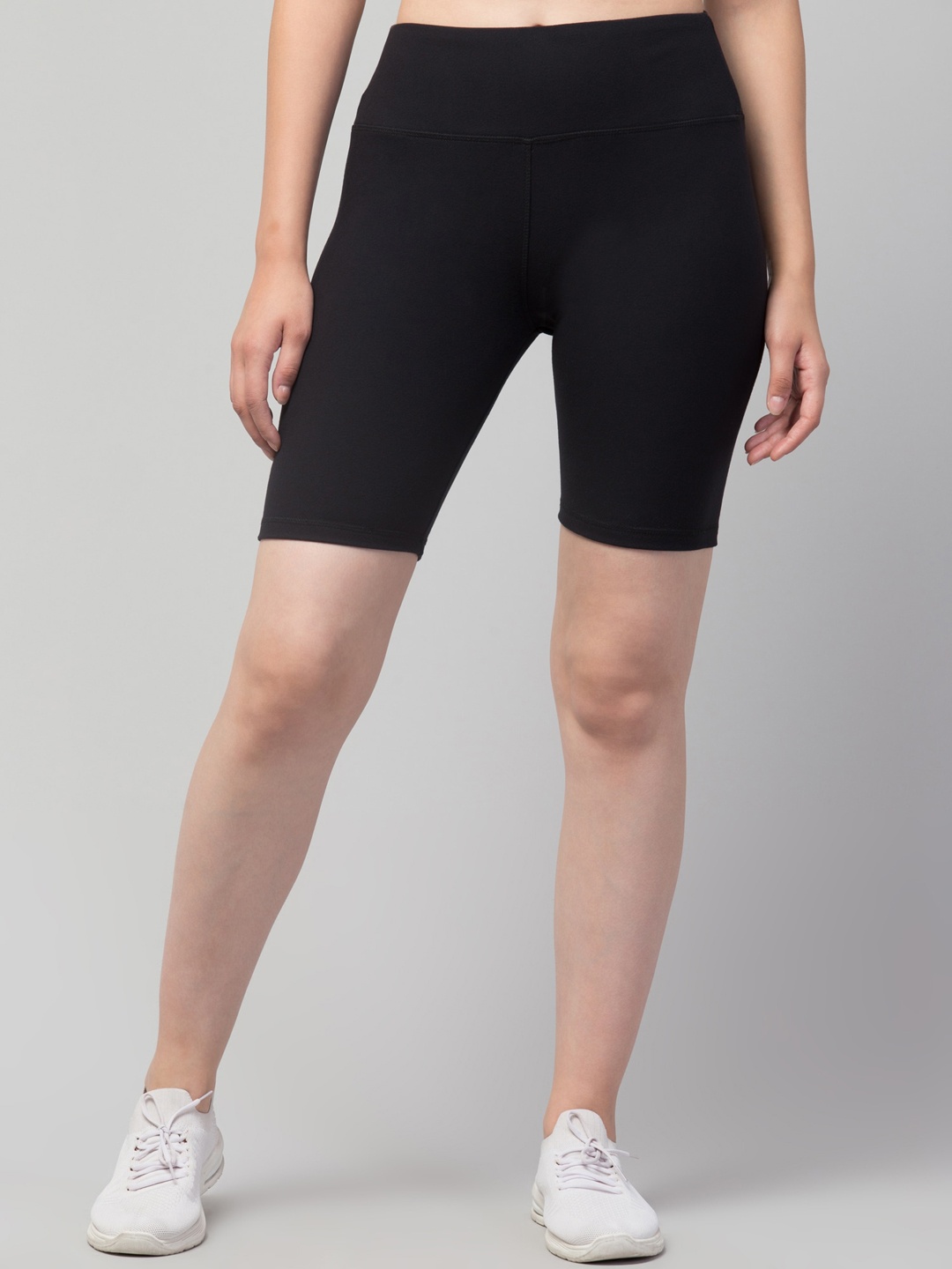 Lebami Women Mid-Rise Skinny Fit Cycling Sports Shorts, Black