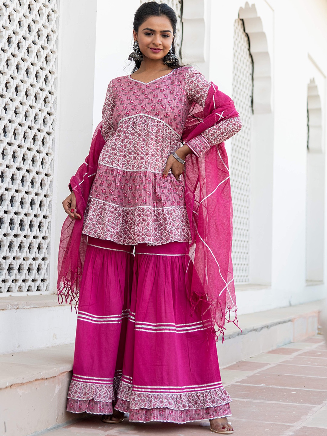 Kohsh Floral Printed Gotta Patti Pure Cotton Kurti with Sharara & With Dupatta, Pink
Kohsh Floral Printed Gotta Patti Pure Cotton Kurti with Sharara & With Dupatta, Pink