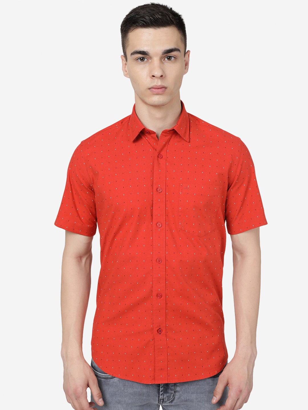 JADE BLUE Micro & Ditsy Printed Spread Collar Short Sleeves Slim Fit Cotton Casual Shirt, Red
JADE BLUE Micro & Ditsy Printed Spread Collar Short Sleeves Slim Fit Cotton Casual Shirt, Red