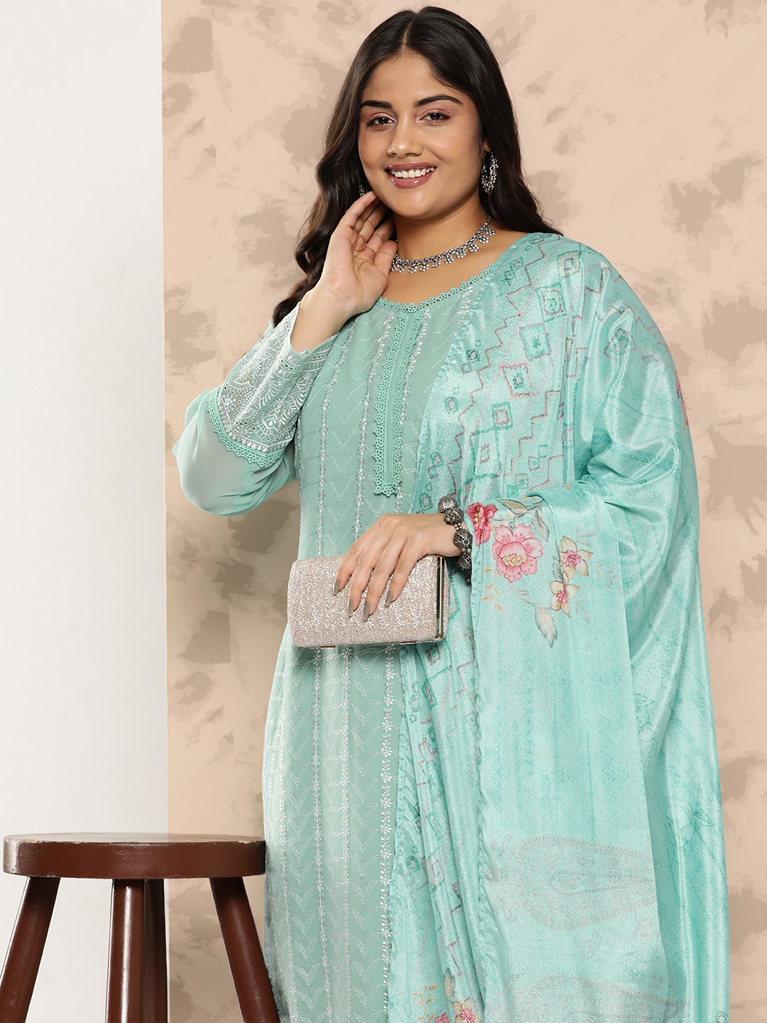EXTRA LOVE BY LIBAS Plus Size Floral Embroidered Thread Work Kurta With Trousers & Dupatta, Turquoise blue
EXTRA LOVE BY LIBAS Plus Size Floral Embroidered Thread Work Kurta With Trousers & Dupatta, Turquoise blue
