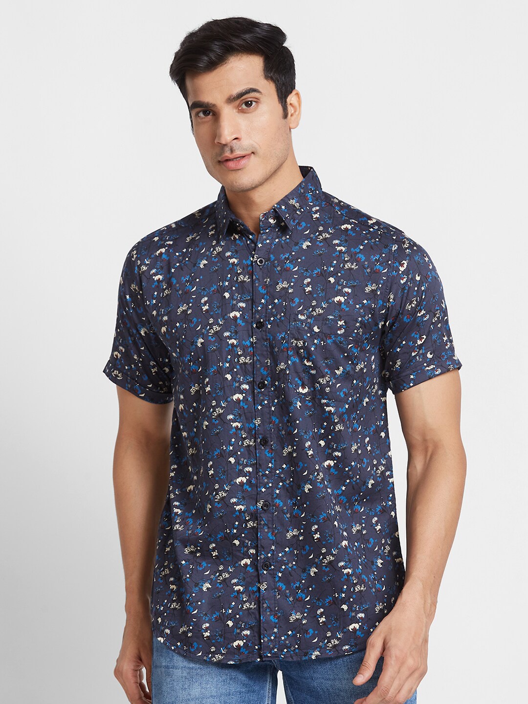 Nick&Jess Floral Printed Classic Spread Collar Slim Fit Linen Casual Shirt, Navy blue
Nick&Jess Floral Printed Classic Spread Collar Slim Fit Linen Casual Shirt, Navy blue