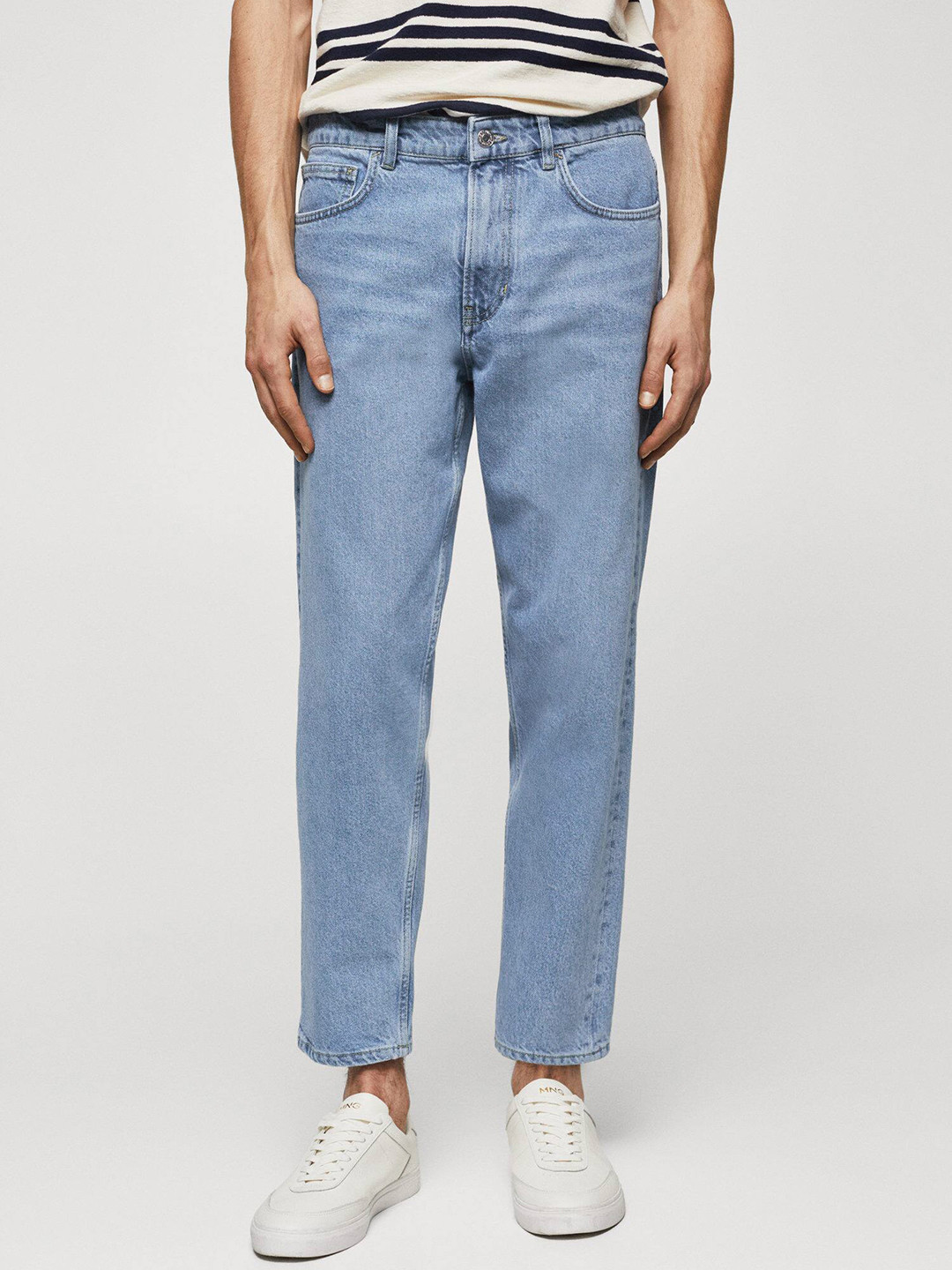 MANGO MAN Carrot Fit High-Rise Cropped Jeans, Blue
MANGO MAN Carrot Fit High-Rise Cropped Jeans, Blue