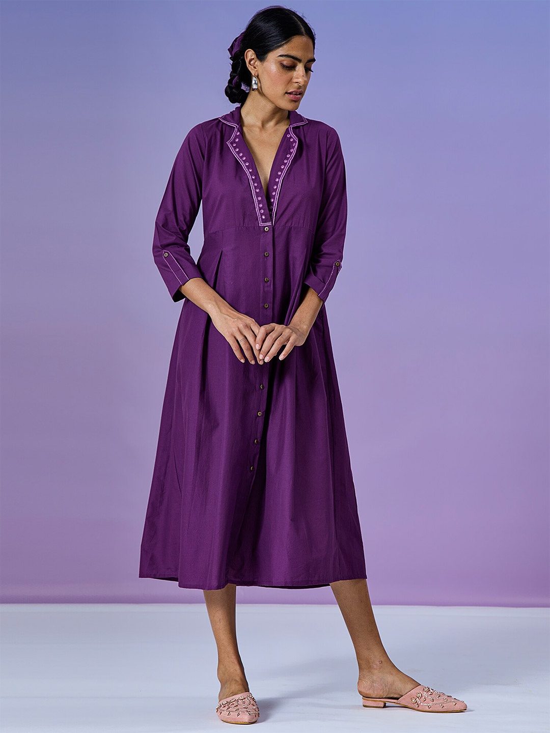OKHAI Frieda Spread Collar Embroidered Mirror Work Pure Cotton Shirt Midi Dress, Purple
OKHAI Frieda Spread Collar Embroidered Mirror Work Pure Cotton Shirt Midi Dress, Purple