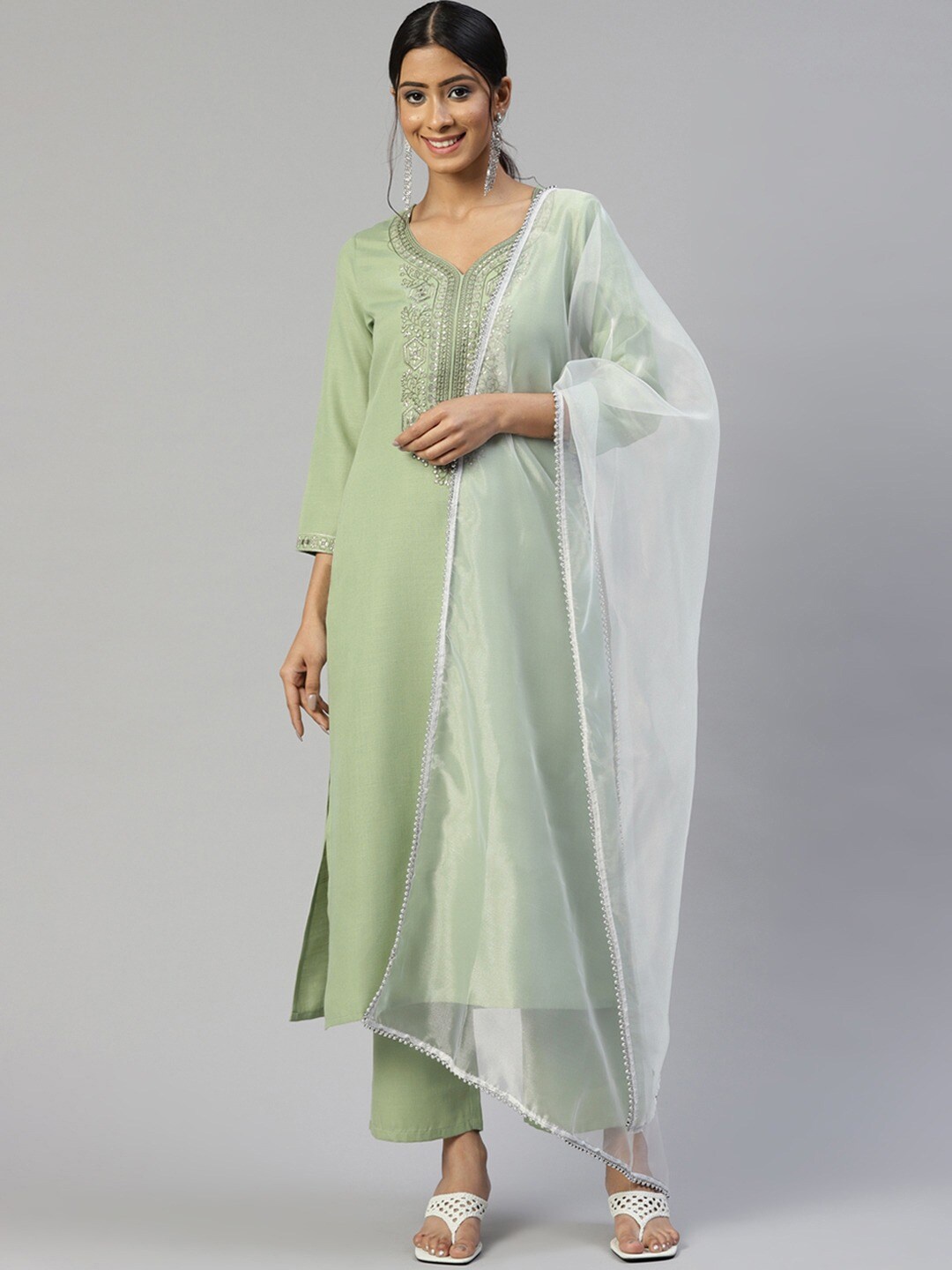 Cottinfab Ethnic Motif Yoke Design V Neck Mirror Work Kurta With Trousers & Dupatta, Green
Cottinfab Ethnic Motif Yoke Design V Neck Mirror Work Kurta With Trousers & Dupatta, Green