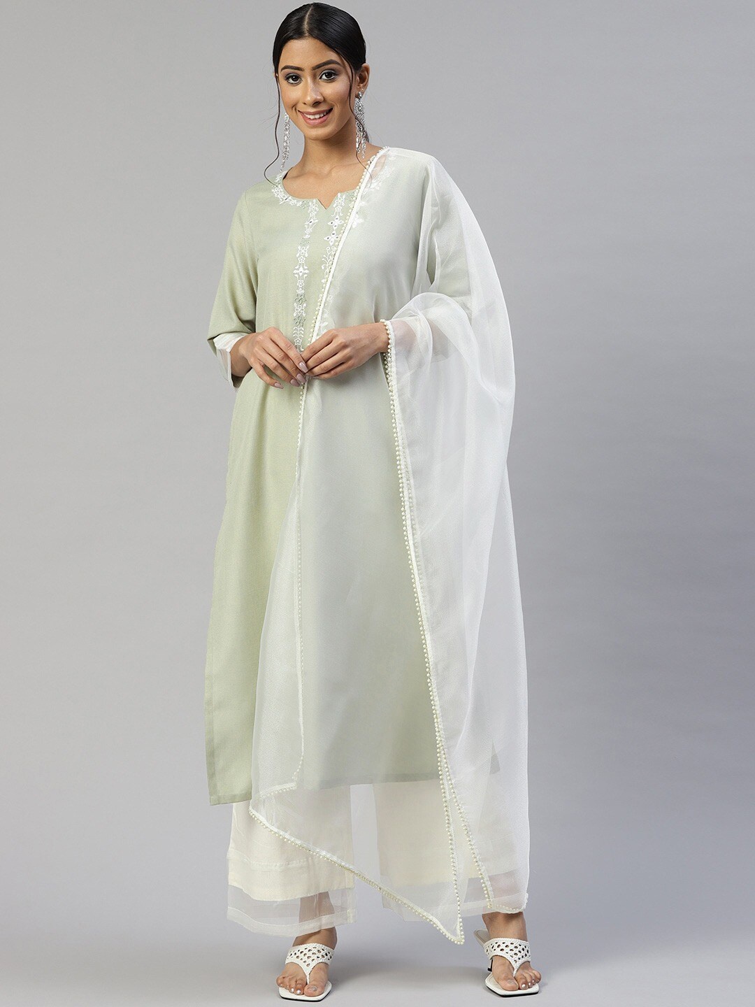 Cottinfab Floral Yoke Design Notched Neck Mirror Work Kurta With Palazzos & Dupatta, Green
Cottinfab Floral Yoke Design Notched Neck Mirror Work Kurta With Palazzos & Dupatta, Green