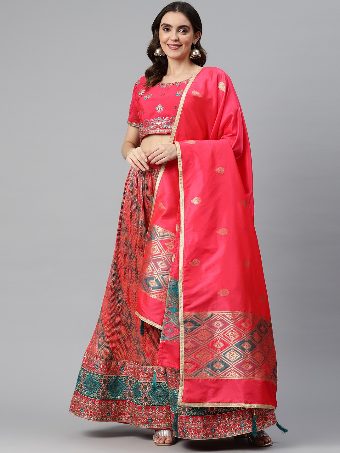CAMPAIGN TRENDS Embroidered Beads & Stones Unstitched Lehenga & Blouse With Dupatta, Multi
CAMPAIGN TRENDS Embroidered Beads & Stones Unstitched Lehenga & Blouse With Dupatta, Multi