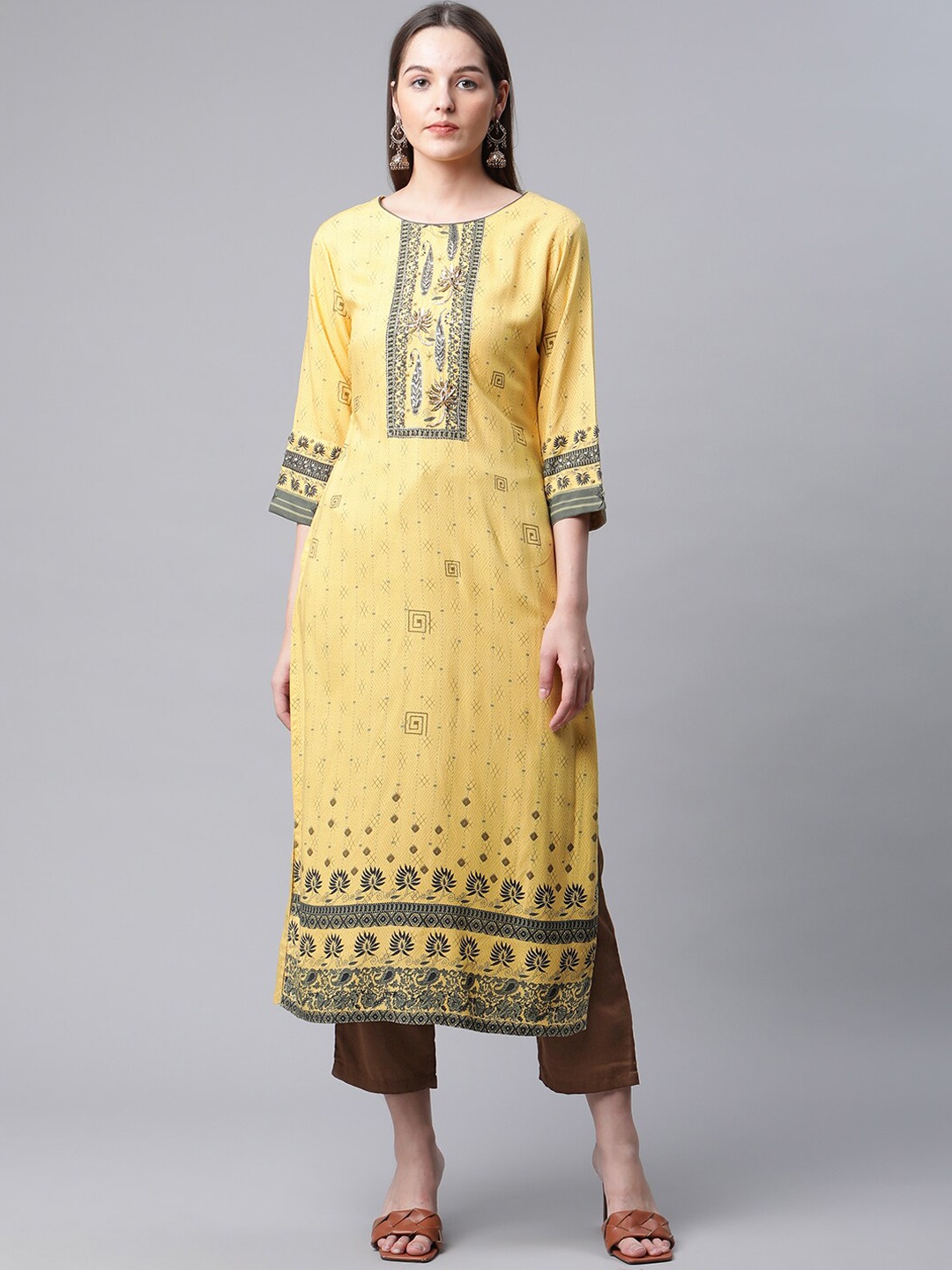AMIRAS INDIAN ETHNIC WEAR Ethnic Motifs Printed Zardozi Kurta with Trousers, Mustard
AMIRAS INDIAN ETHNIC WEAR Ethnic Motifs Printed Zardozi Kurta with Trousers, Mustard