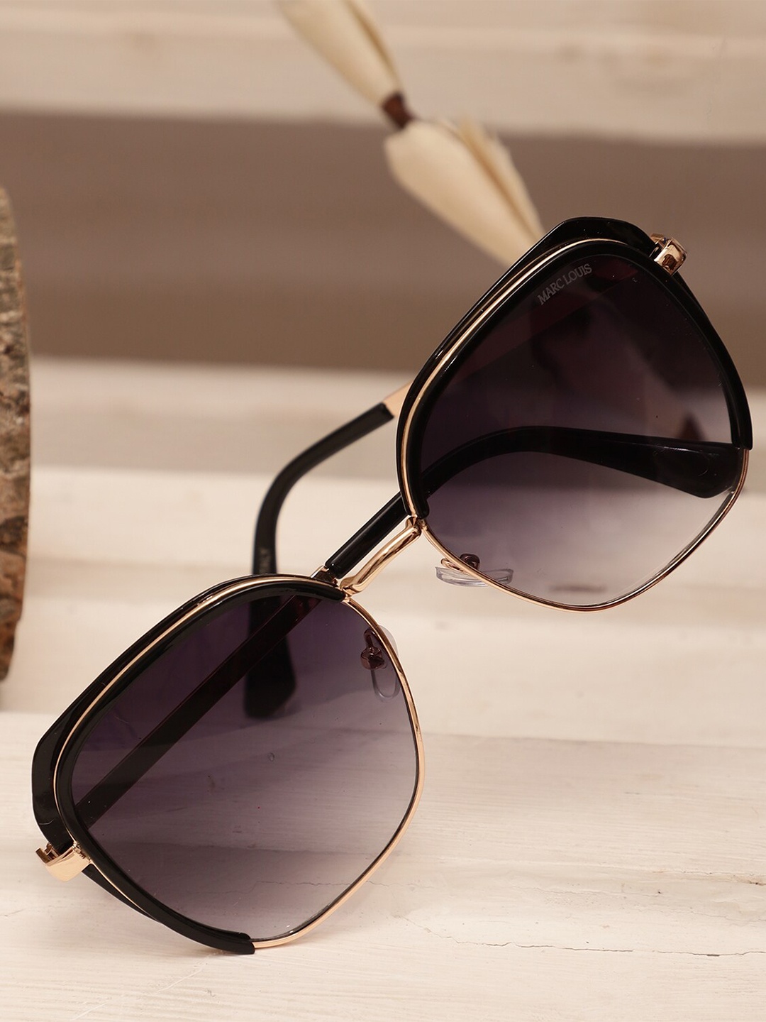 MARC LOUIS Women Square Sunglasses With UV Protected Lens ML 2699 GOLDEN BLACK 1 SG, Gold
MARC LOUIS Women Square Sunglasses With UV Protected Lens ML 2699 GOLDEN BLACK 1 SG, Gold