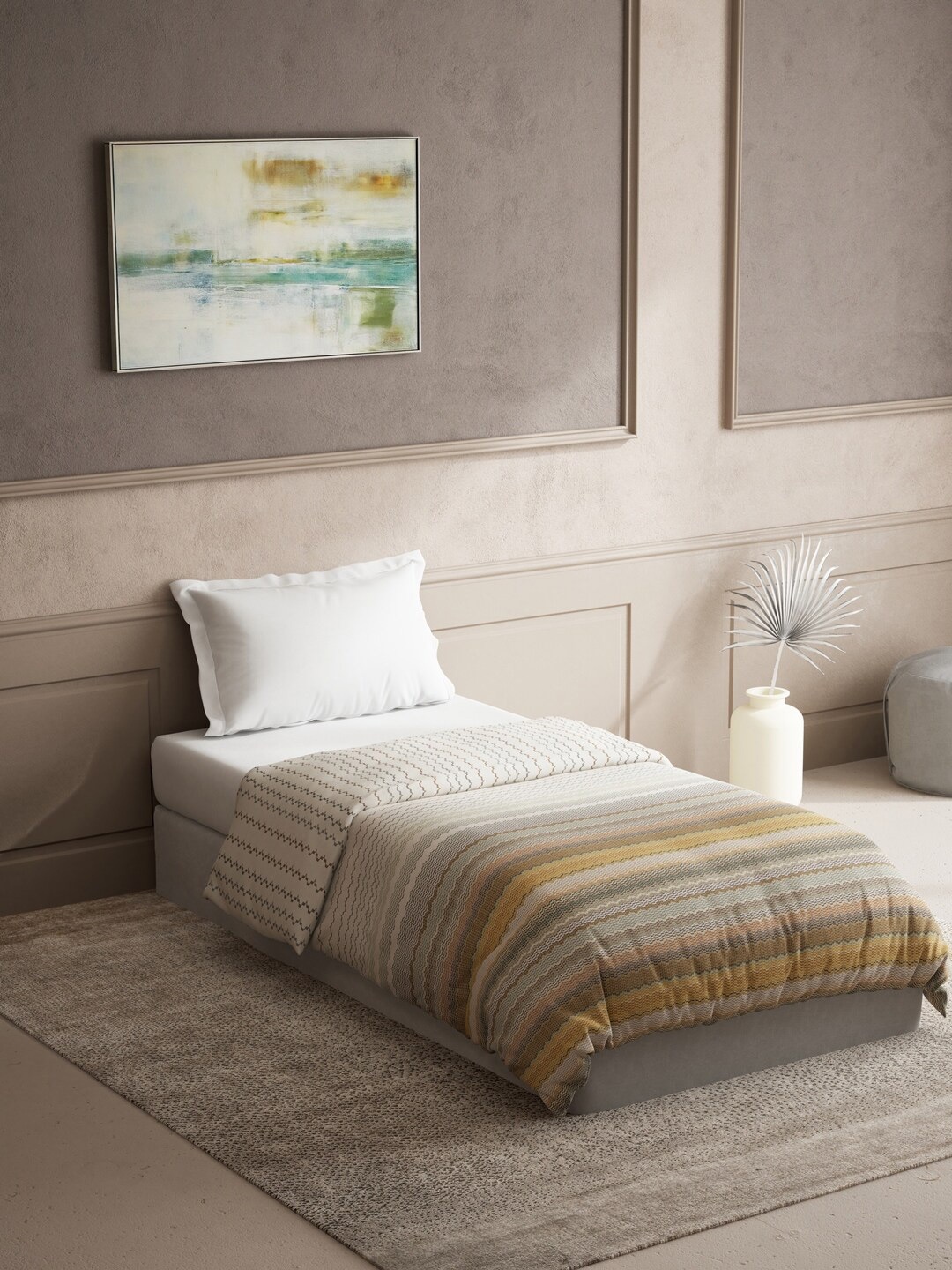 DDecor Brown & White Printed Mild Winter 150 GSM Reversible Pure Cotton Single Bed Quilt
DDecor Brown & White Printed Mild Winter 150 GSM Reversible Pure Cotton Single Bed Quilt