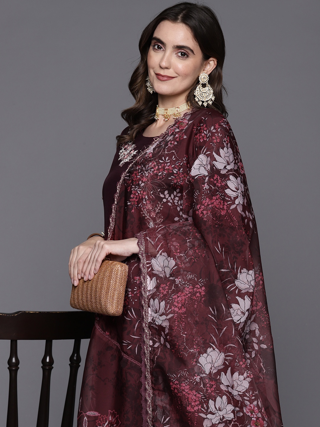 Indo Era Floral Embroidered Regular Beads and Stones Kurta with Trousers & Dupatta, Maroon
Indo Era Floral Embroidered Regular Beads and Stones Kurta with Trousers & Dupatta, Maroon