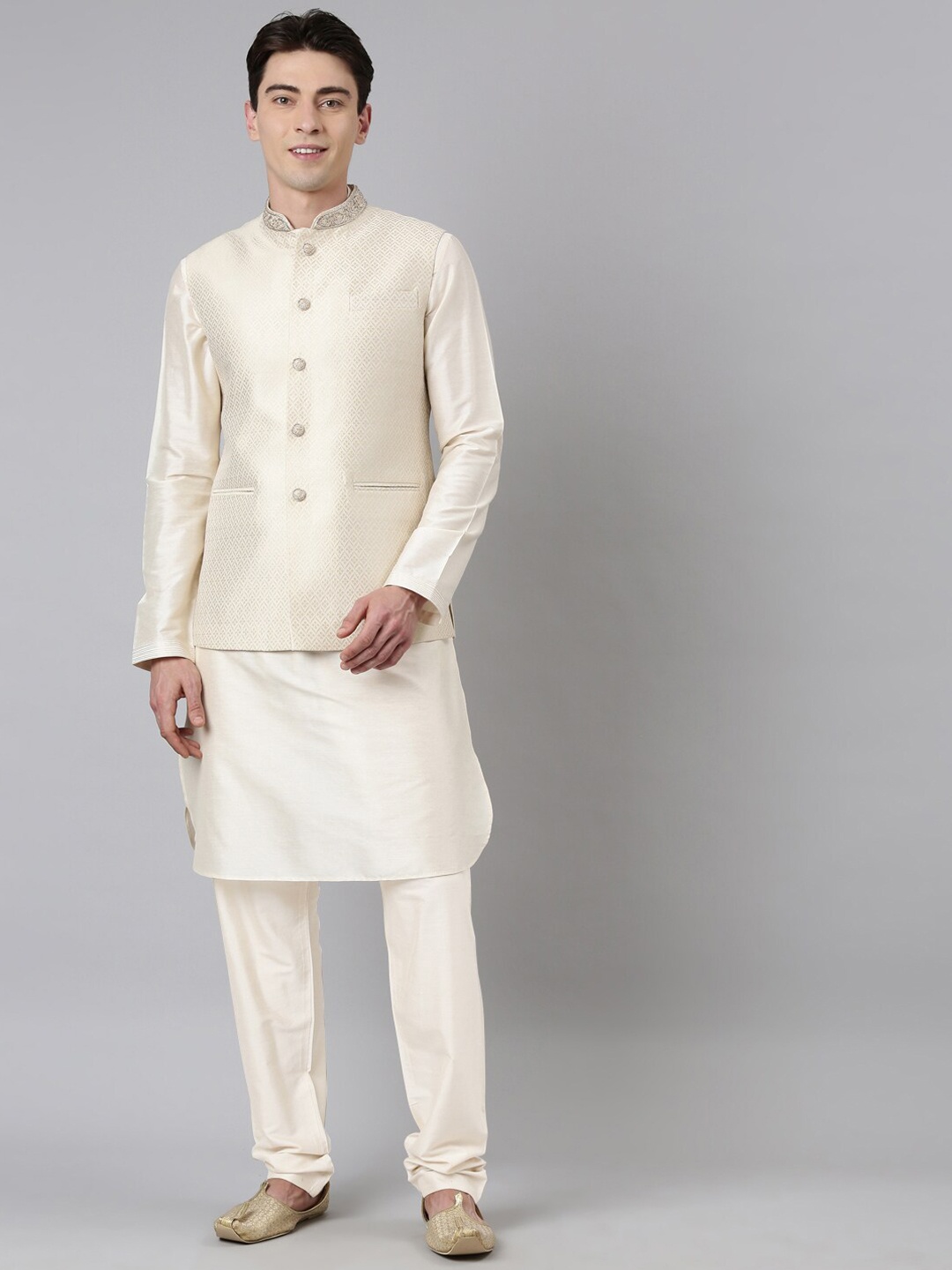 TheEthnic.Co Mandarin Collar Kurta with Pyjamas with Woven Design Nehru Jacket, Cream
TheEthnic.Co Mandarin Collar Kurta with Pyjamas with Woven Design Nehru Jacket, Cream