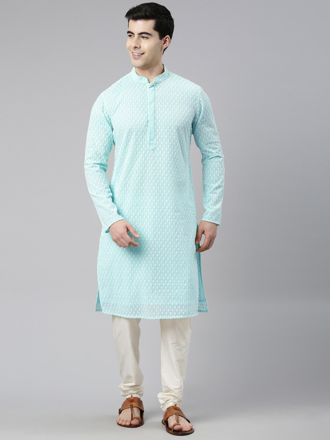 TheEthnic.Co Ethnic Motifs Embroidered Chikankari Kurta with Pyjamas, Turquoise blue
TheEthnic.Co Ethnic Motifs Embroidered Chikankari Kurta with Pyjamas, Turquoise blue