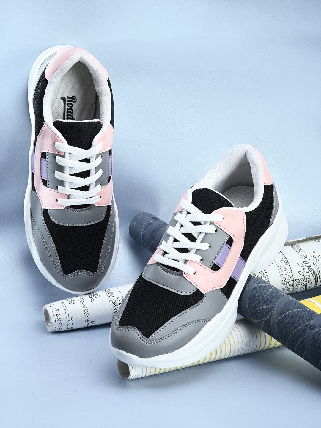 Roadster Women Black & Pink Colourblocked Lightweight Padded Insole Contrast Sole Sneakers
Roadster Women Black & Pink Colourblocked Lightweight Padded Insole Contrast Sole Sneakers