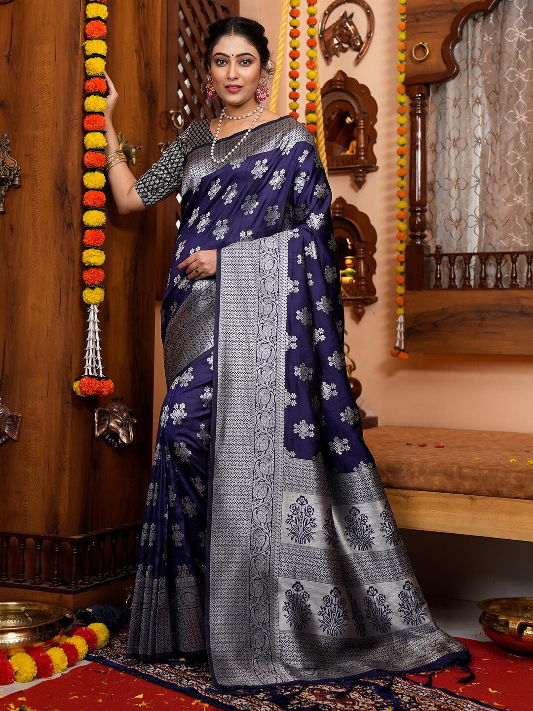 KARAGIRI Floral Woven Design Saree, Blue