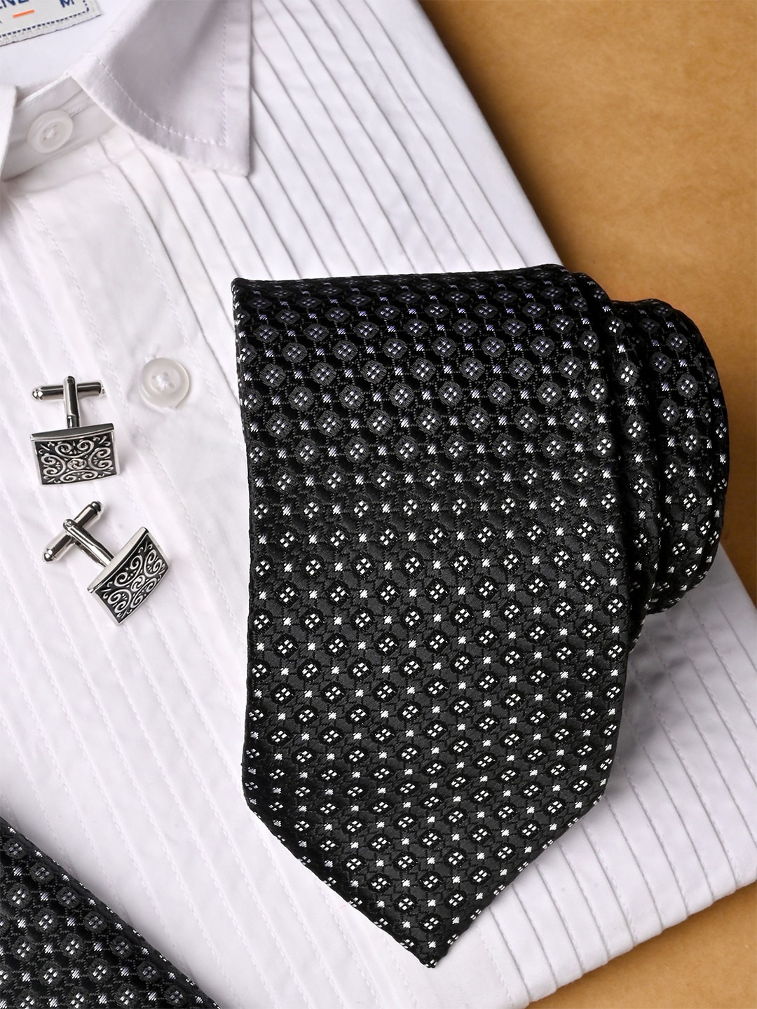 Tistabene Men Geometric Printed Micro Silk Necktie with Pocket Square & Cufflinks Set, Black
Tistabene Men Geometric Printed Micro Silk Necktie with Pocket Square & Cufflinks Set, Black
