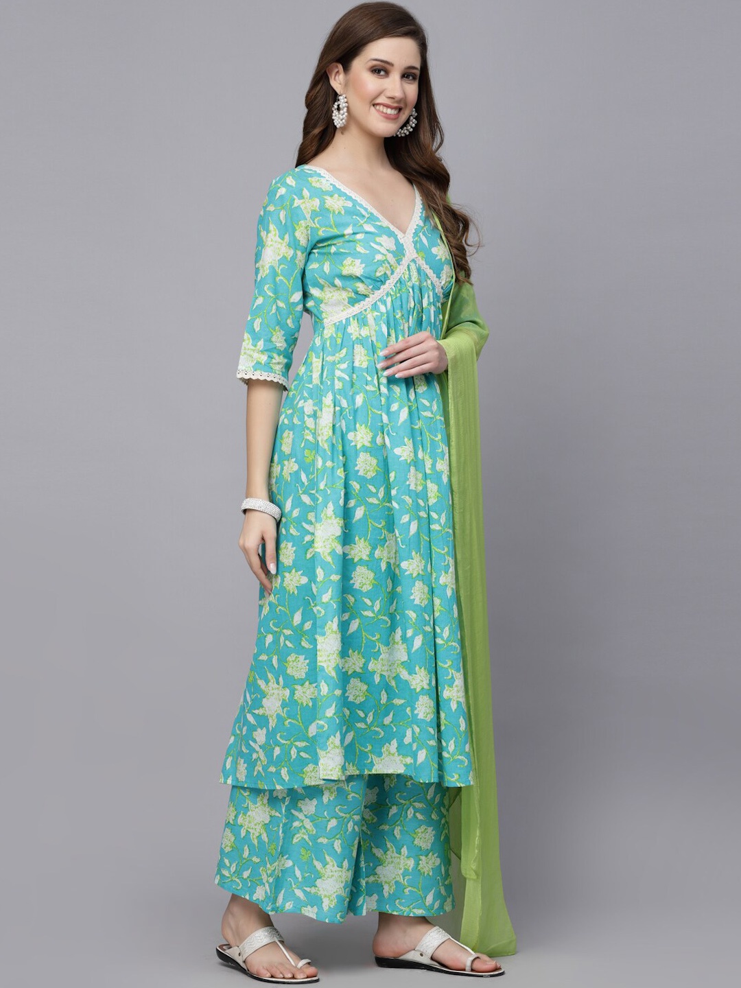 Stylum Turquoise Blue Floral Printed Empire Pure Cotton Kurta With Palazzos & Dupatta
Stylum Turquoise Blue Floral Printed Empire Pure Cotton Kurta With Palazzos & Dupatta