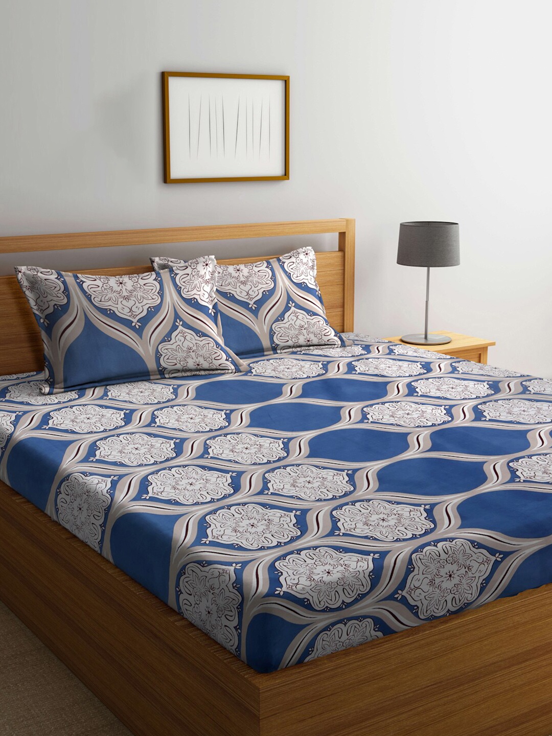 Arrabi Beige & White Floral Printed 300 TC King Size Fitted Bedsheet with 2 Pillow Covers
Arrabi Beige & White Floral Printed 300 TC King Size Fitted Bedsheet with 2 Pillow Covers