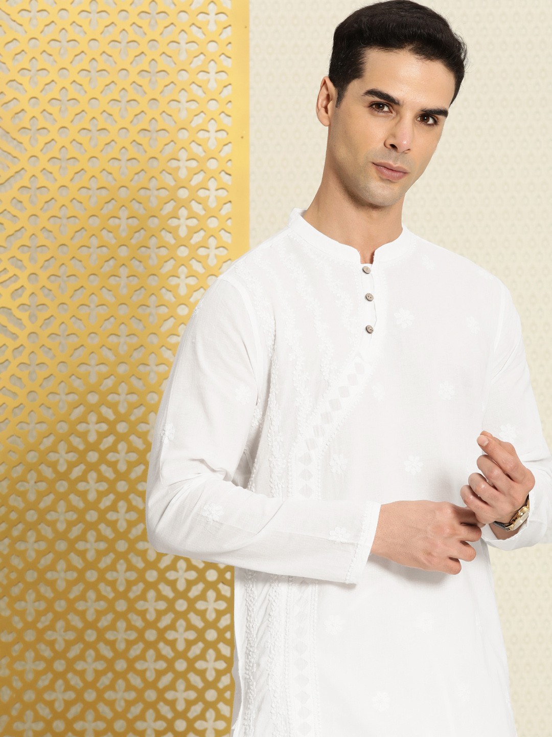 House of Pataudi Men Pure Cotton Embroidered Chikankari Jashn Kurta with Churidar, White
House of Pataudi Men Pure Cotton Embroidered Chikankari Jashn Kurta with Churidar, White