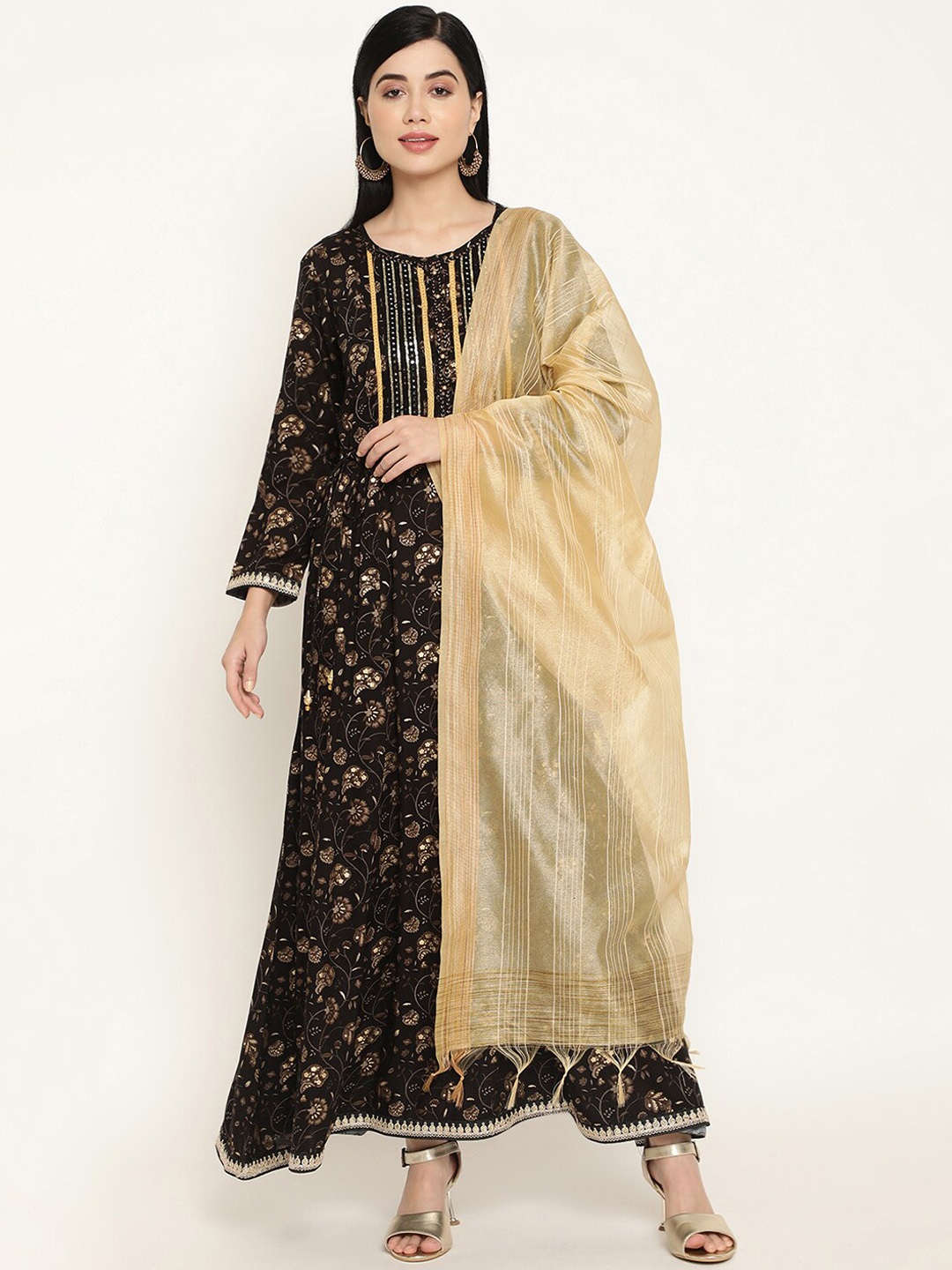 Be Indi Rayon Floral Printed Round Neck Gotta Patti Detailing Maxi Dress with Dupatta, Black
Be Indi Rayon Floral Printed Round Neck Gotta Patti Detailing Maxi Dress with Dupatta, Black