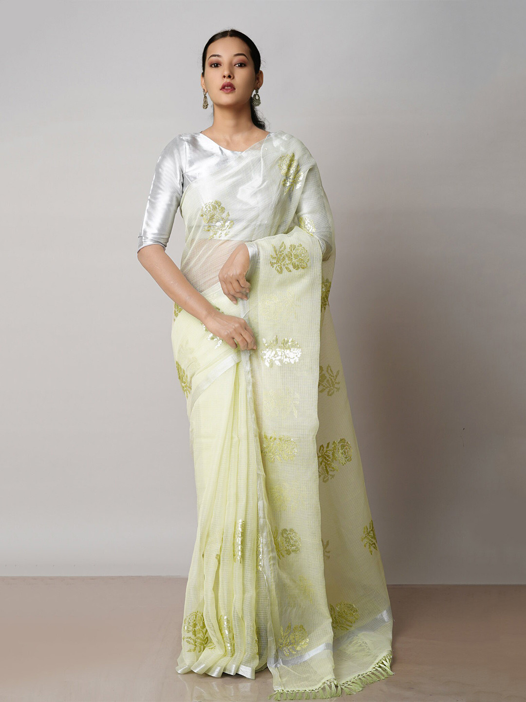 Unnati Silks Floral Embroidered Zari Pure Cotton Handloom Kota Saree, Green 
Unnati Silks Floral Embroidered Zari Pure Cotton Handloom Kota Saree, Green