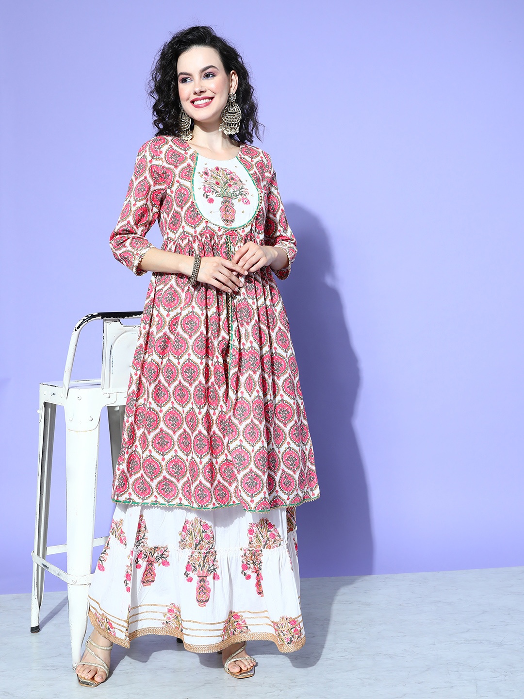 all about you Women White Floral Printed Regular Gotta Patti Pure Cotton Kurta with Skirt & With Dupatta
all about you Women White Floral Printed Regular Gotta Patti Pure Cotton Kurta with Skirt & With Dupatta
